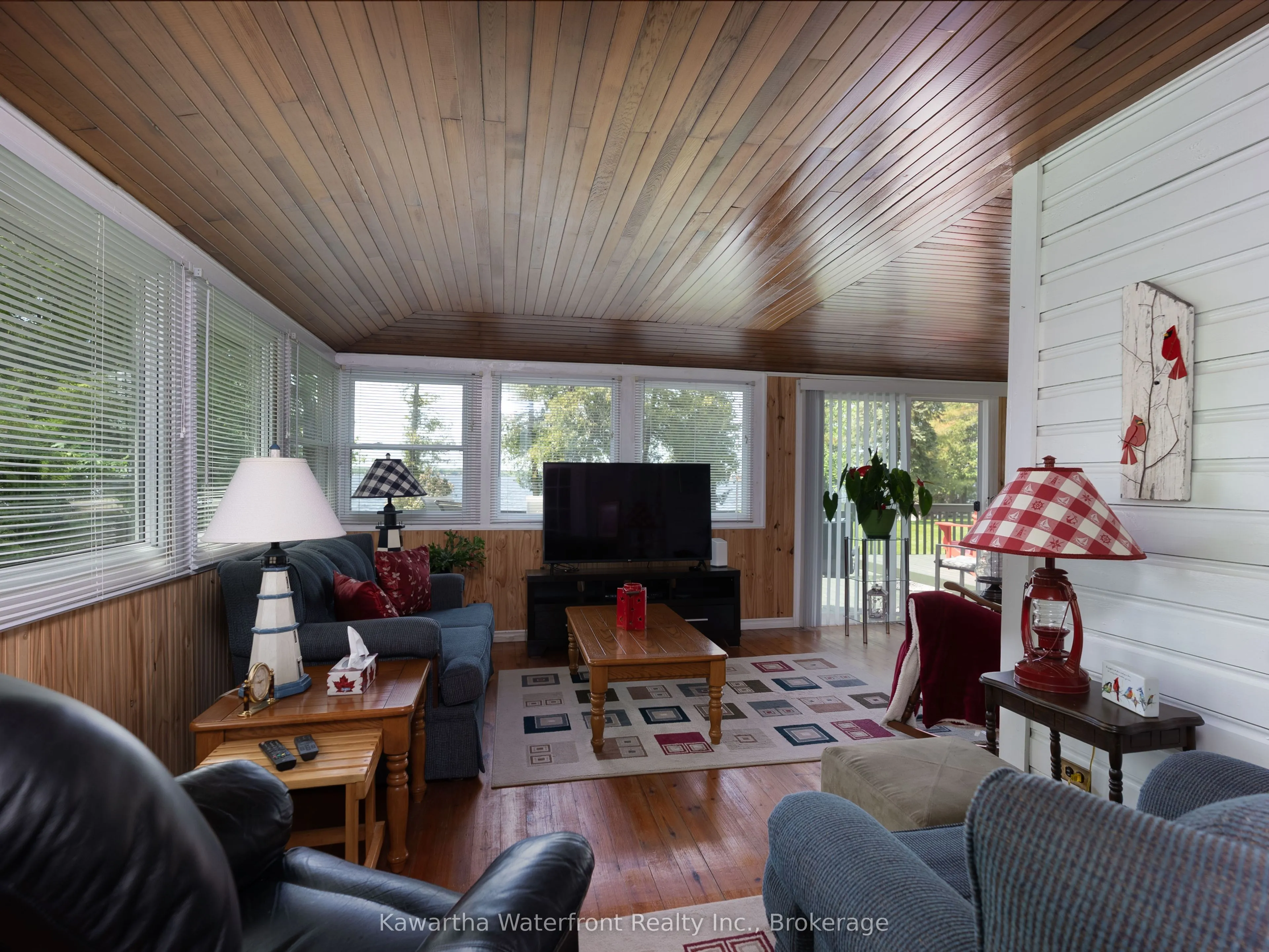 48 Leslie Frost Lane