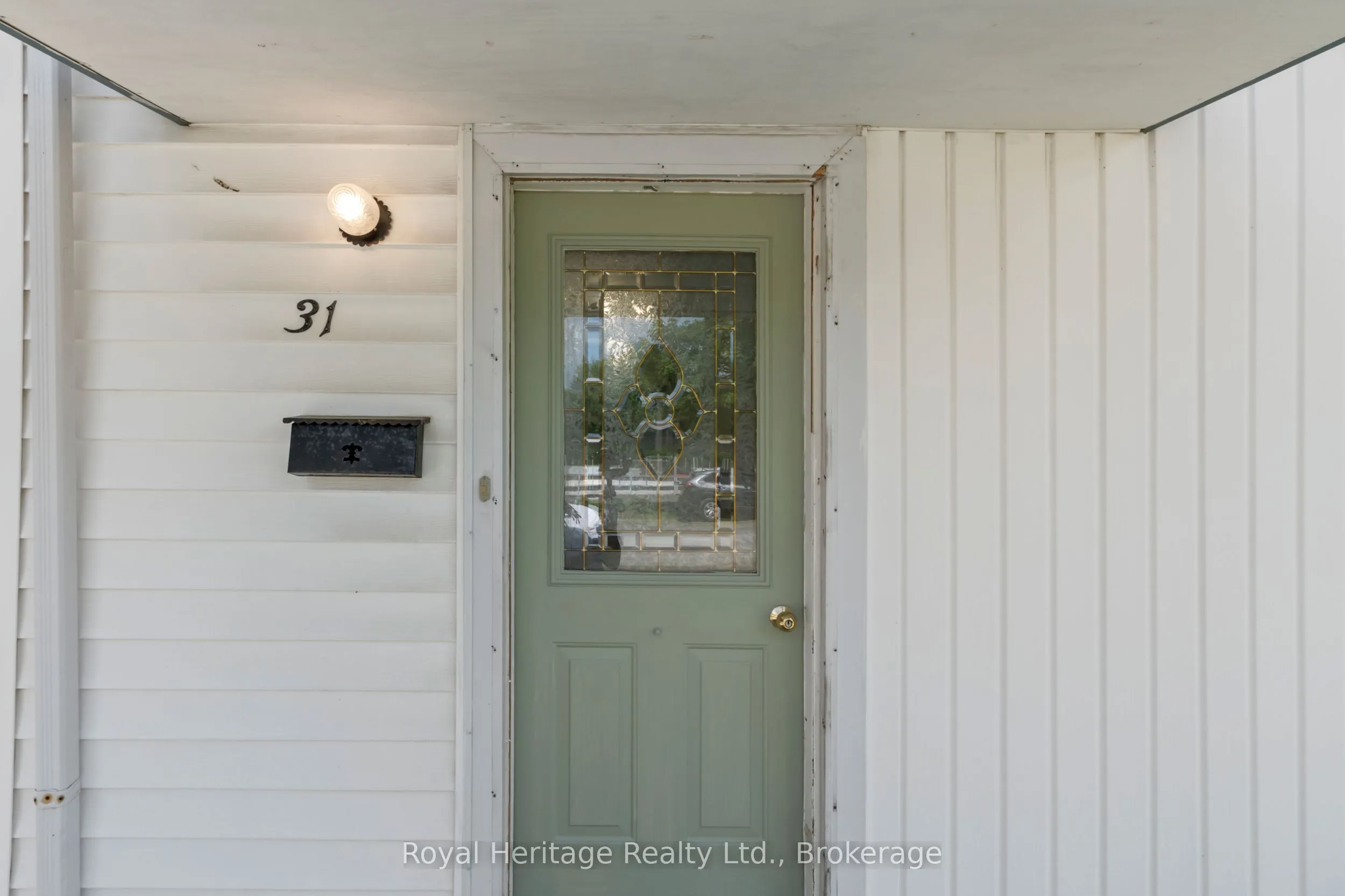 31 Caroline Street