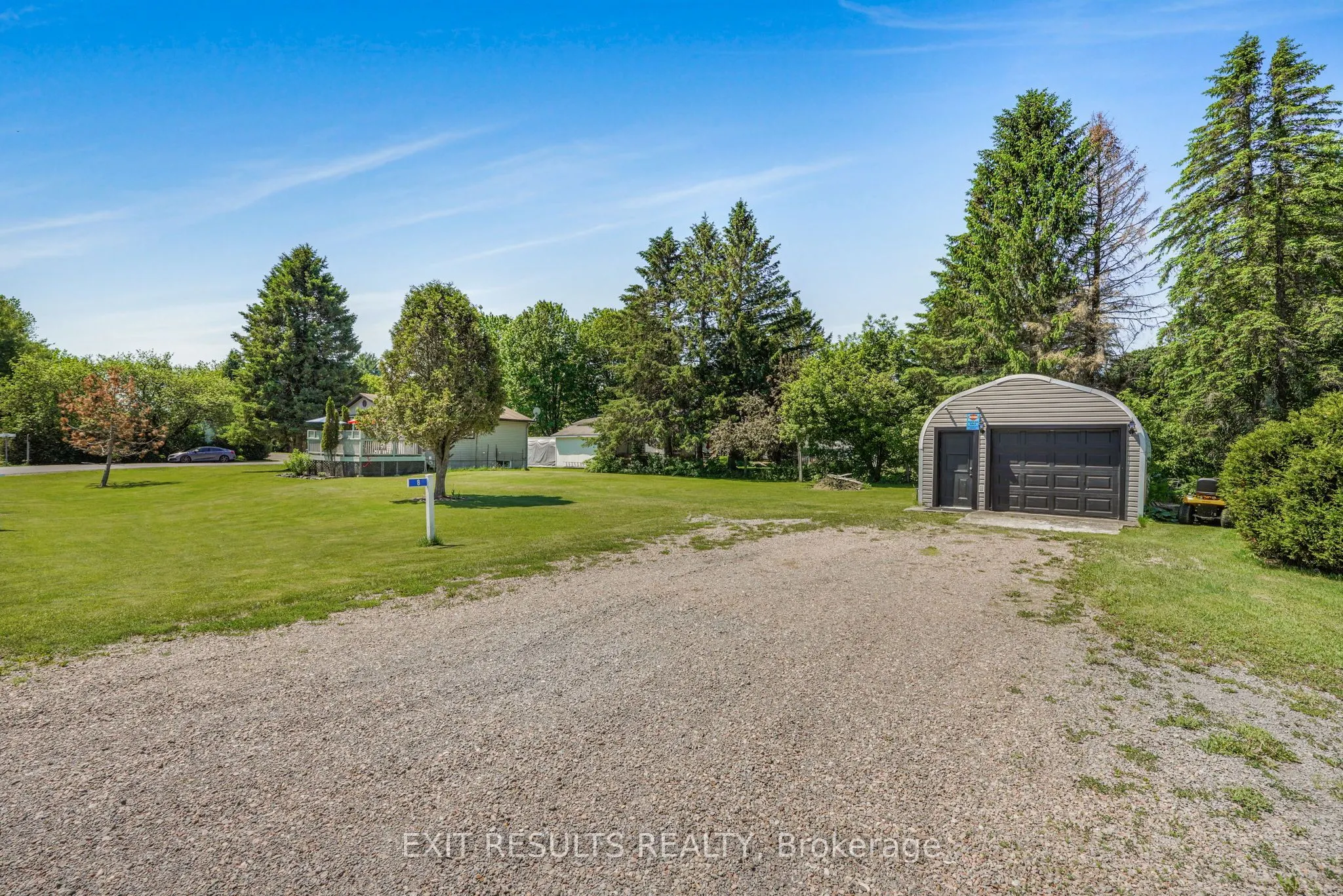 8 Beaver Lane