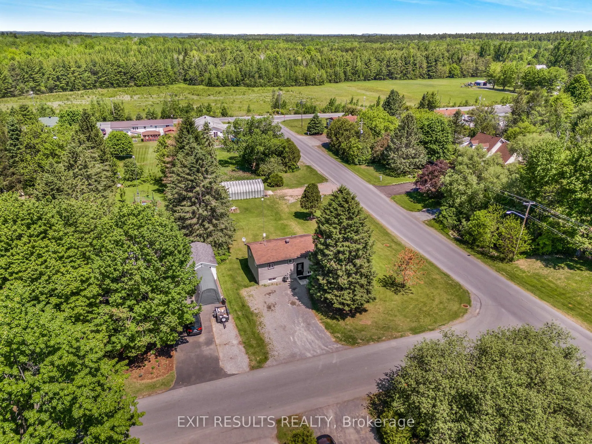 8 Beaver Lane