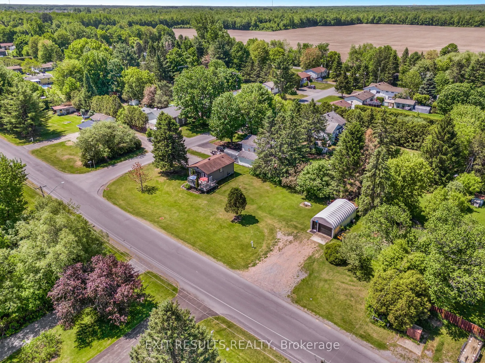 8 Beaver Lane