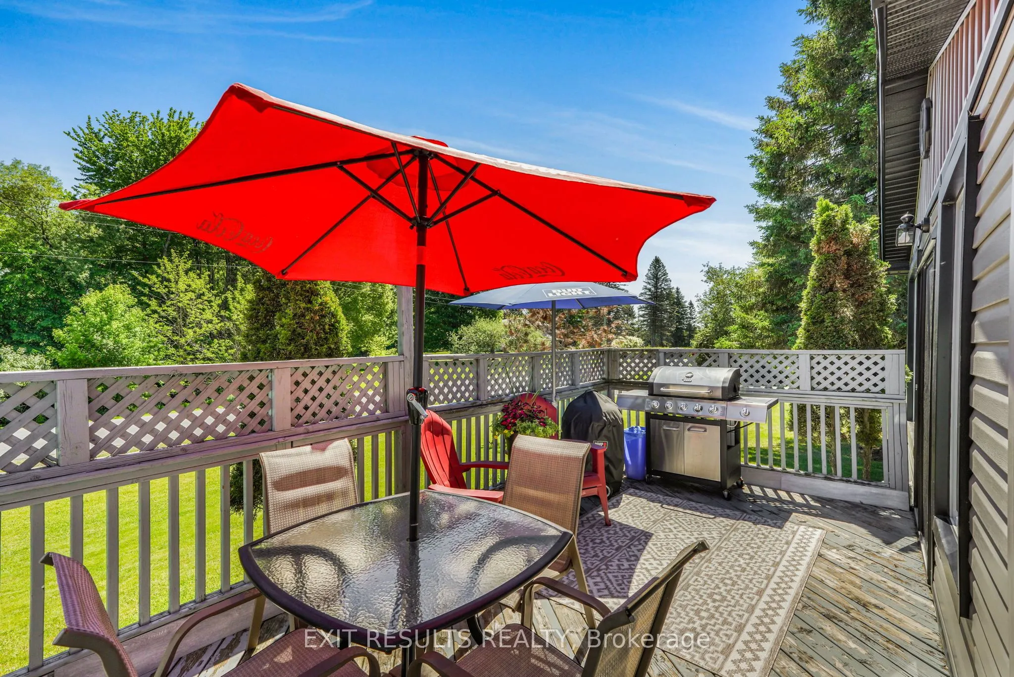 8 Beaver Lane