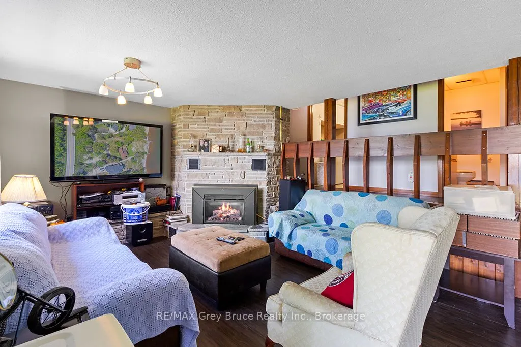 121 Ivy Drive