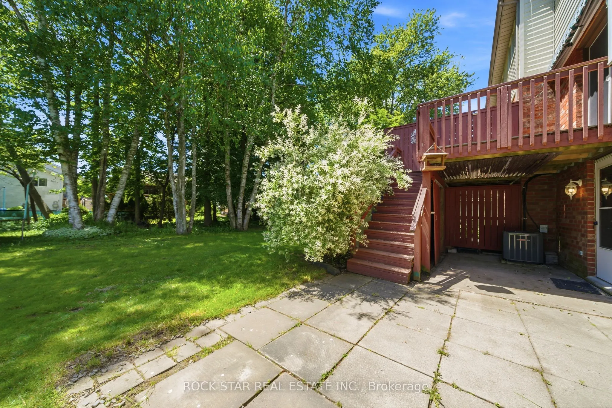 180 Lawrence Lane