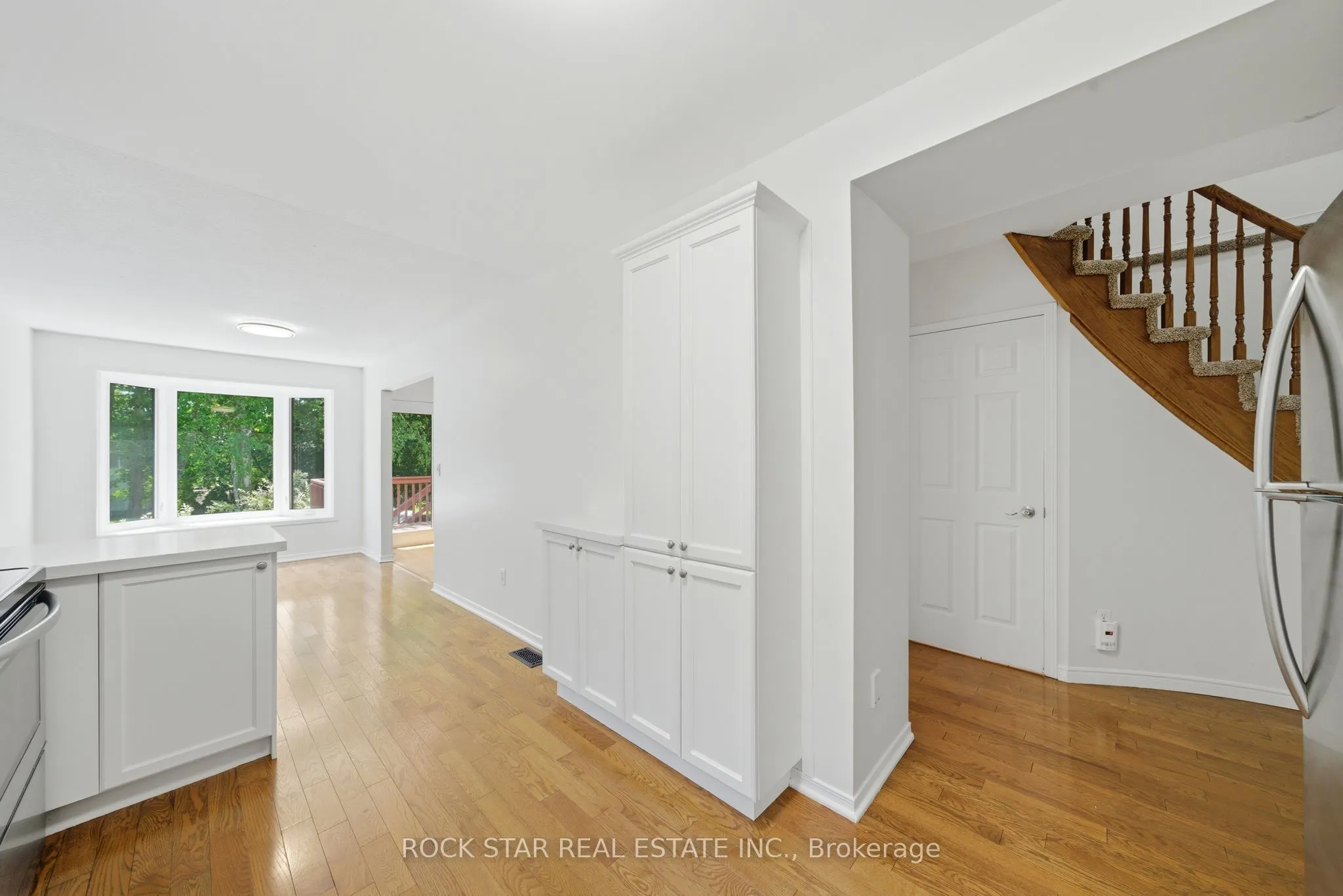 180 Lawrence Lane