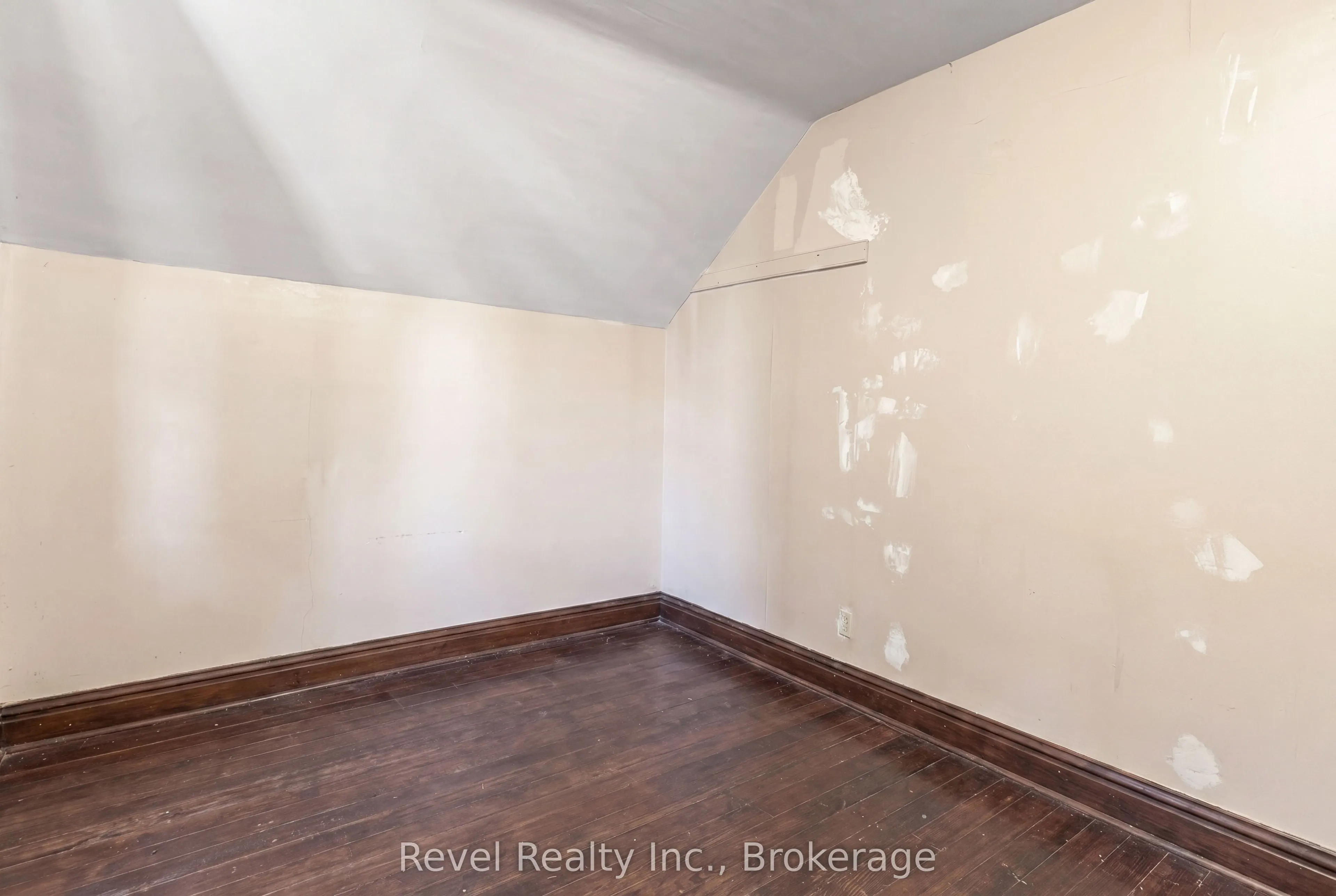 203 Somerville Concession 5 Road
