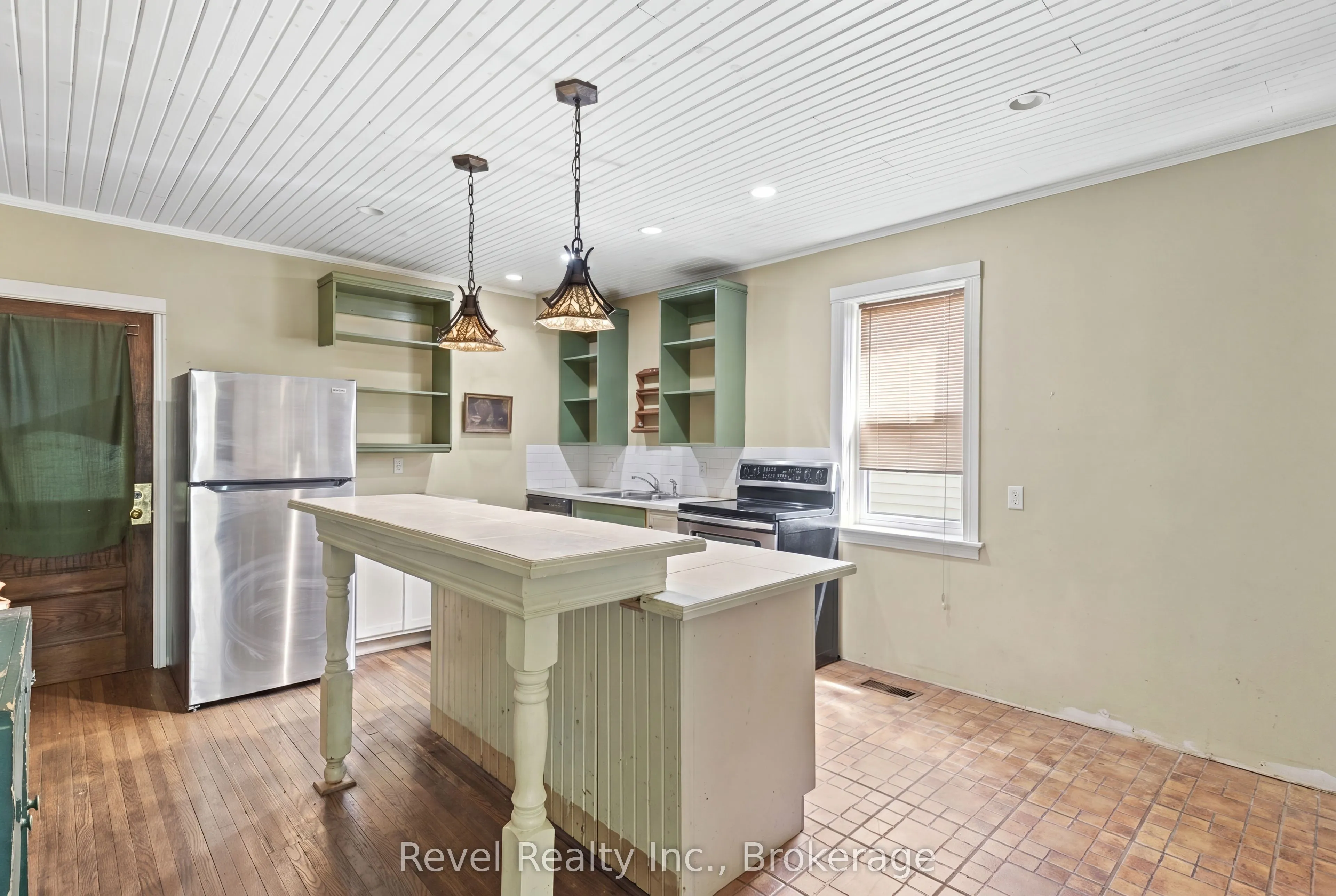 203 Somerville Concession 5 Road