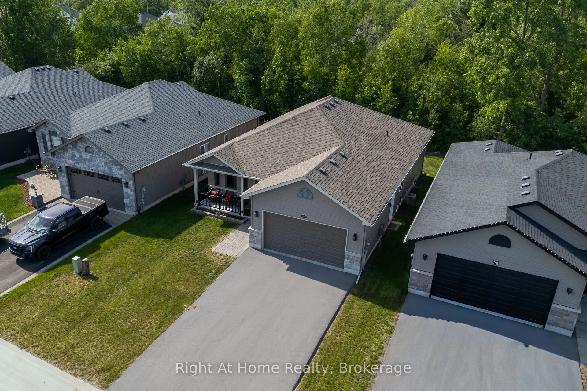 40 Birchmount Street