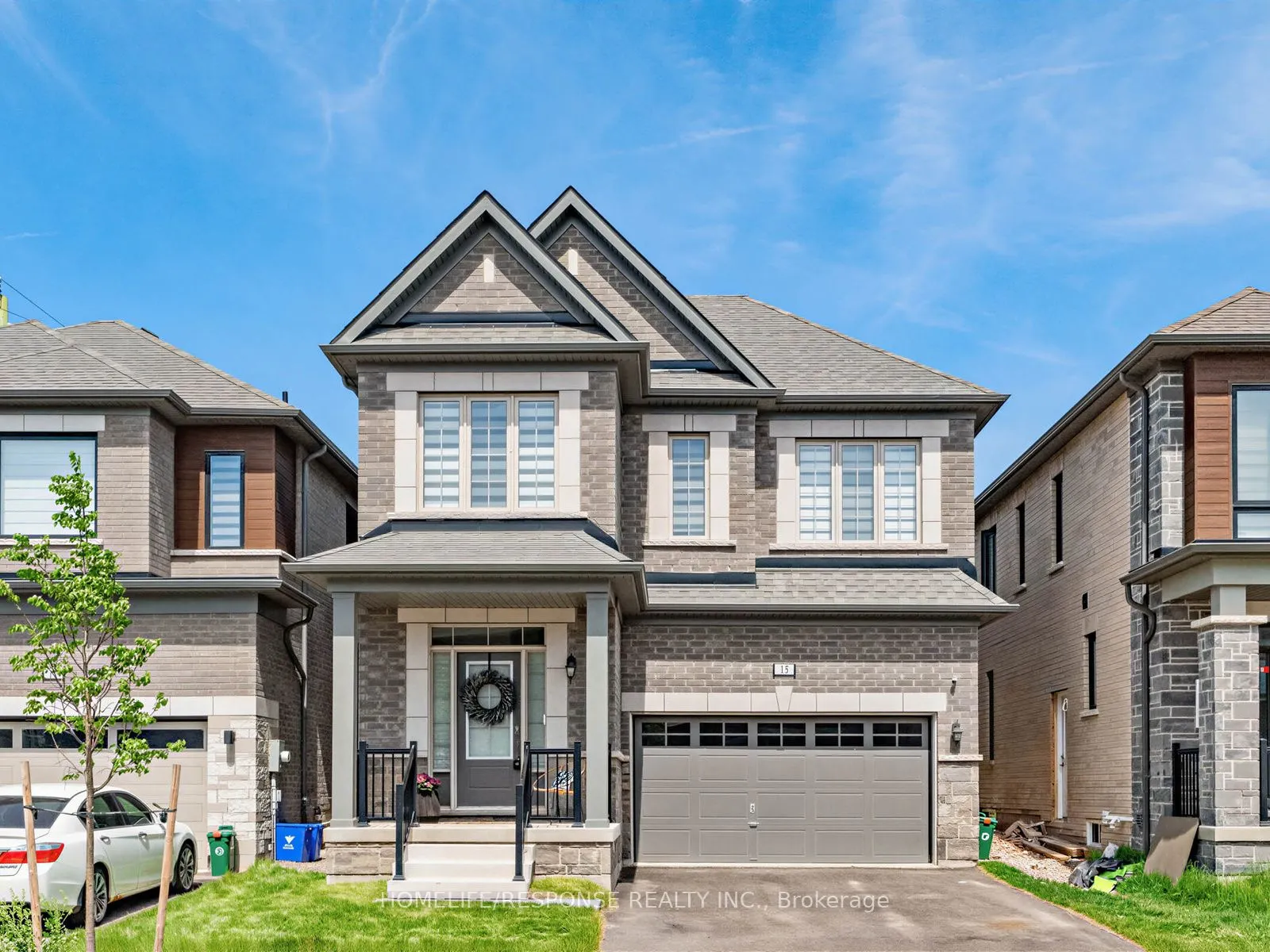 13 Stanley Leitch Drive