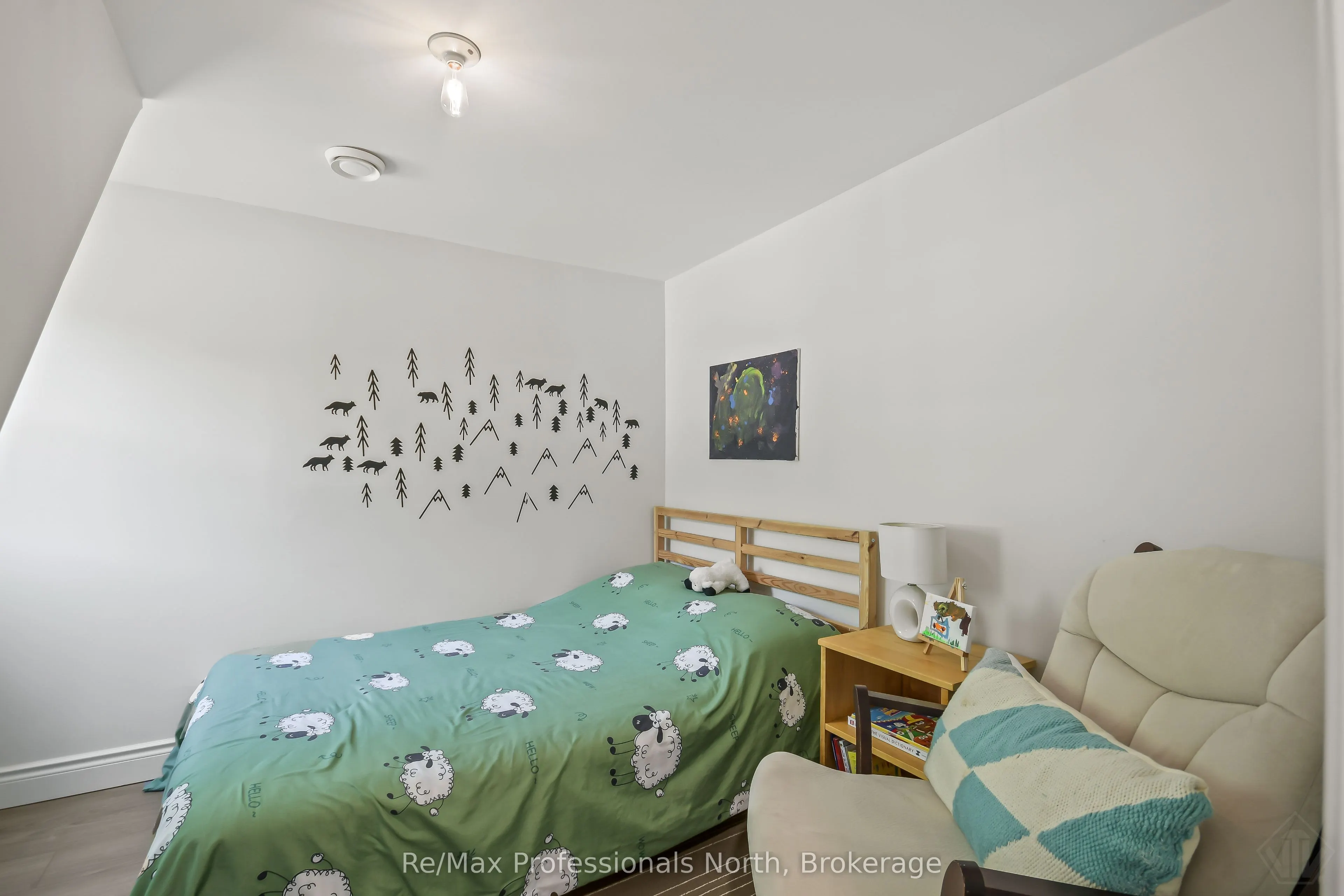 5 Pinetree Road