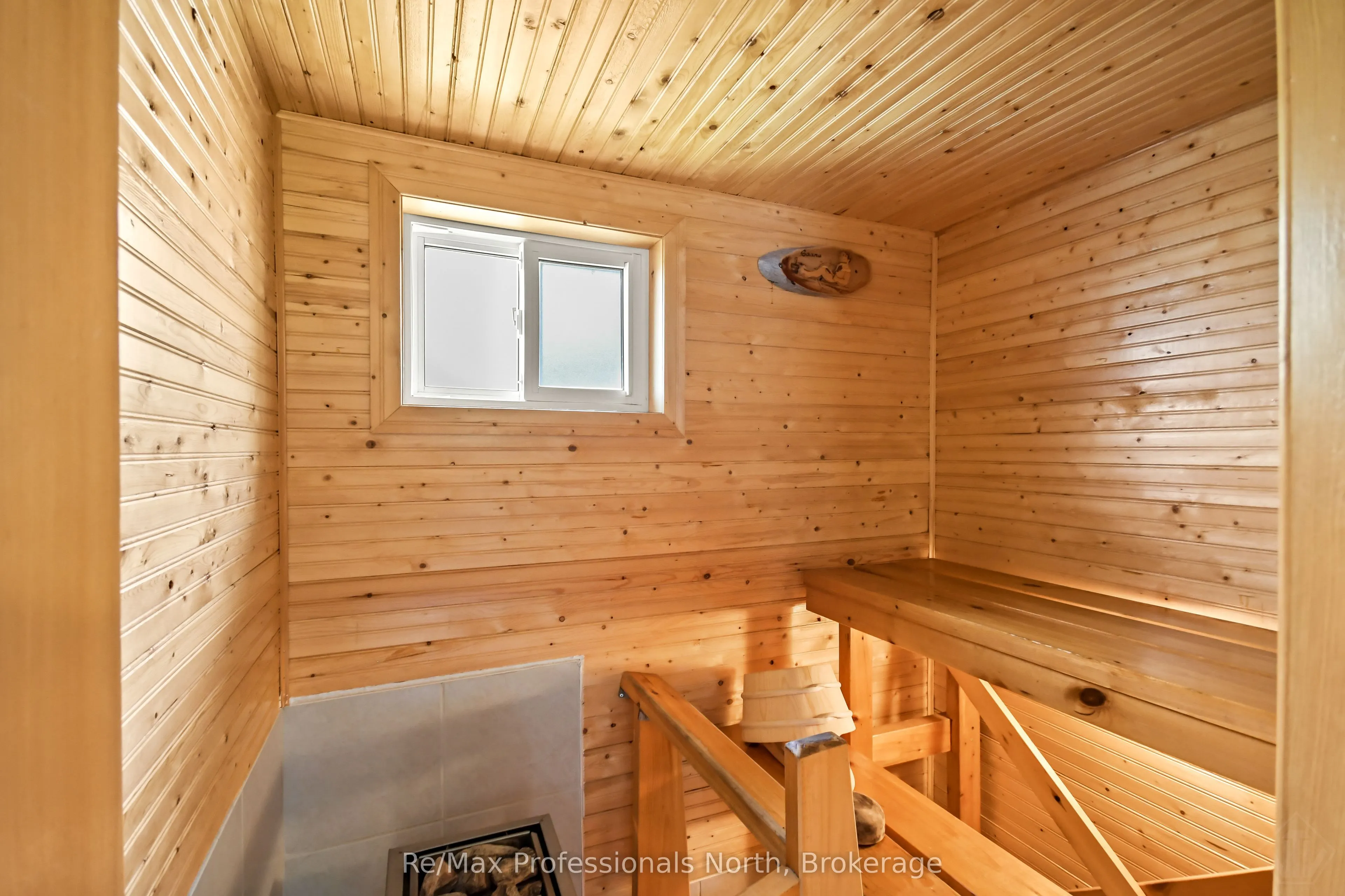 5 Pinetree Road