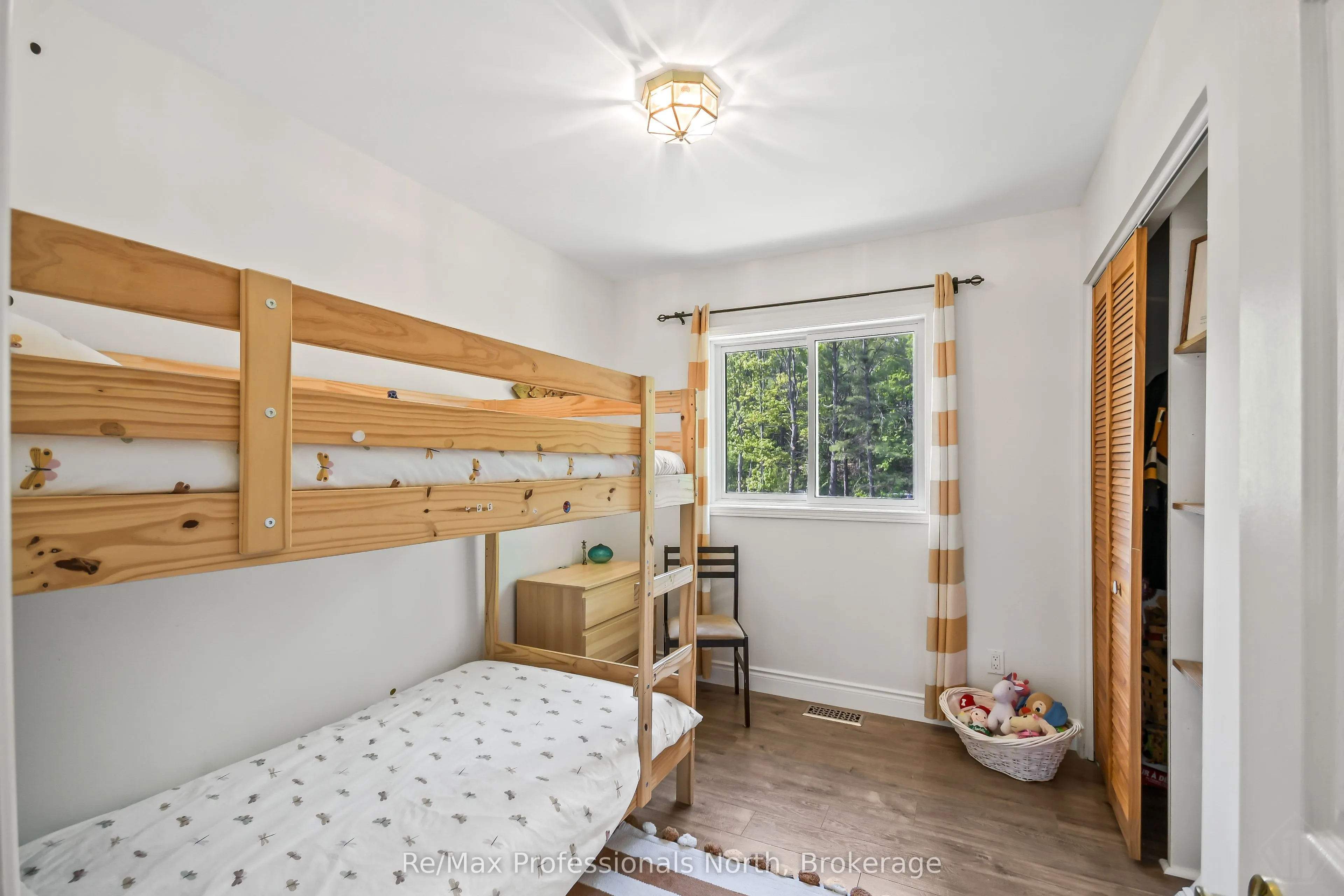 5 Pinetree Road