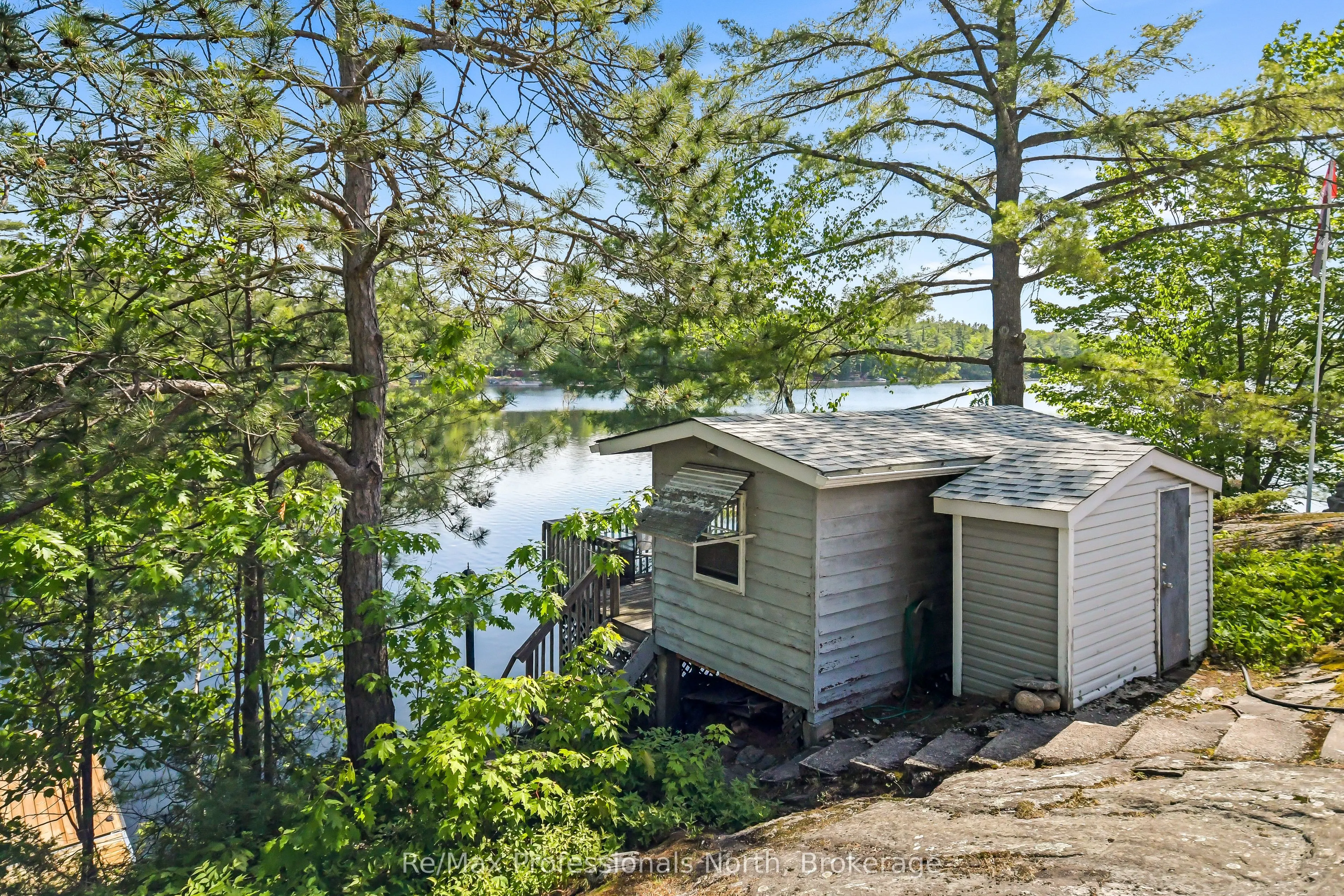 5 Pinetree Road