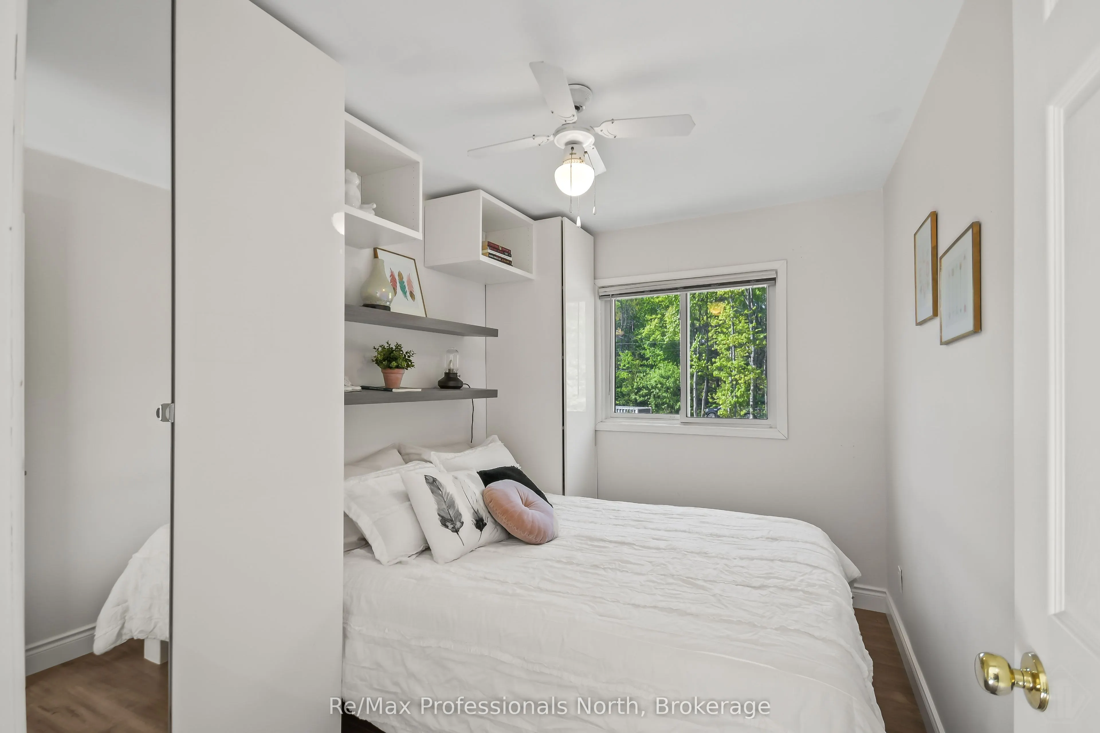 5 Pinetree Road