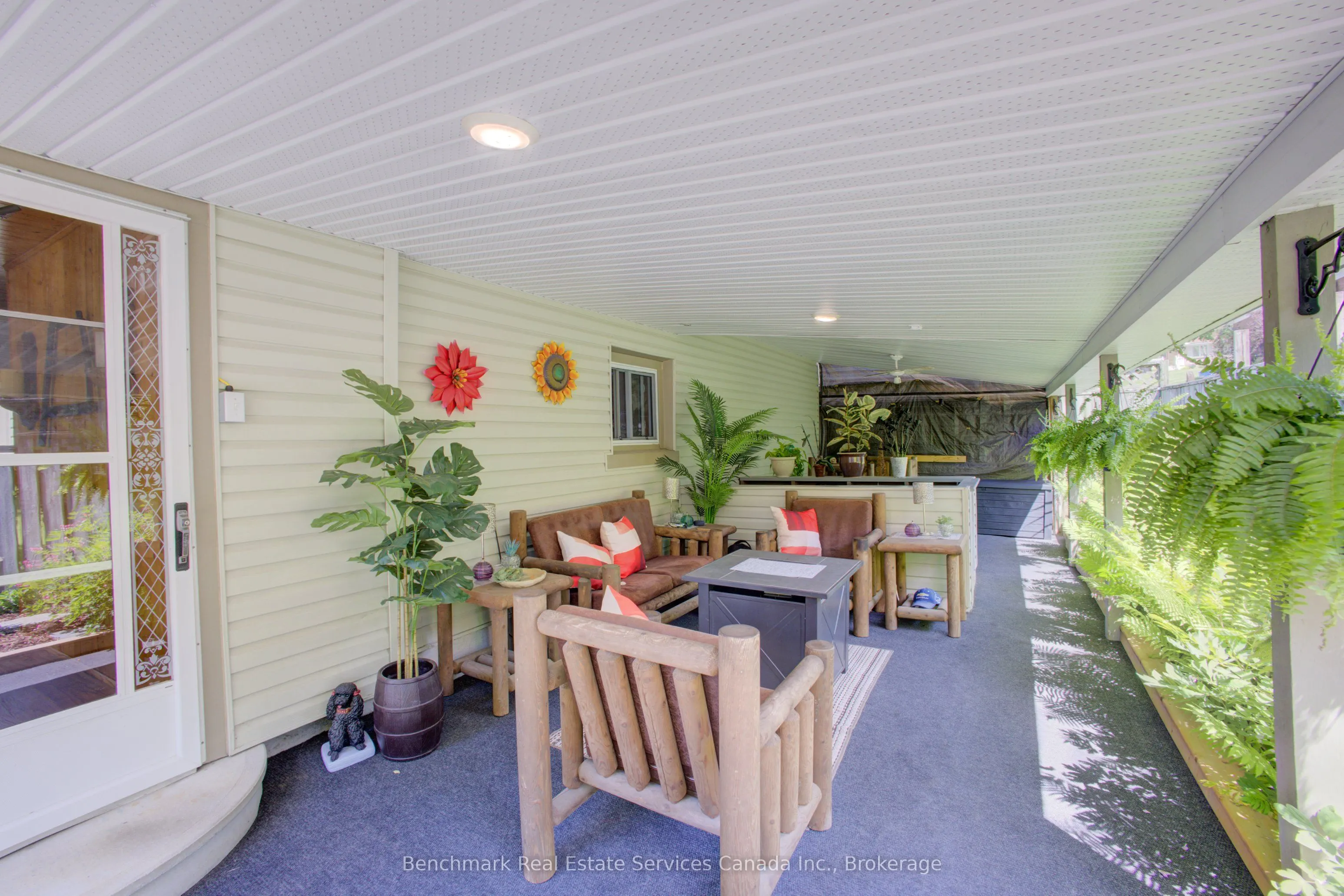 87 St Andrew Street N