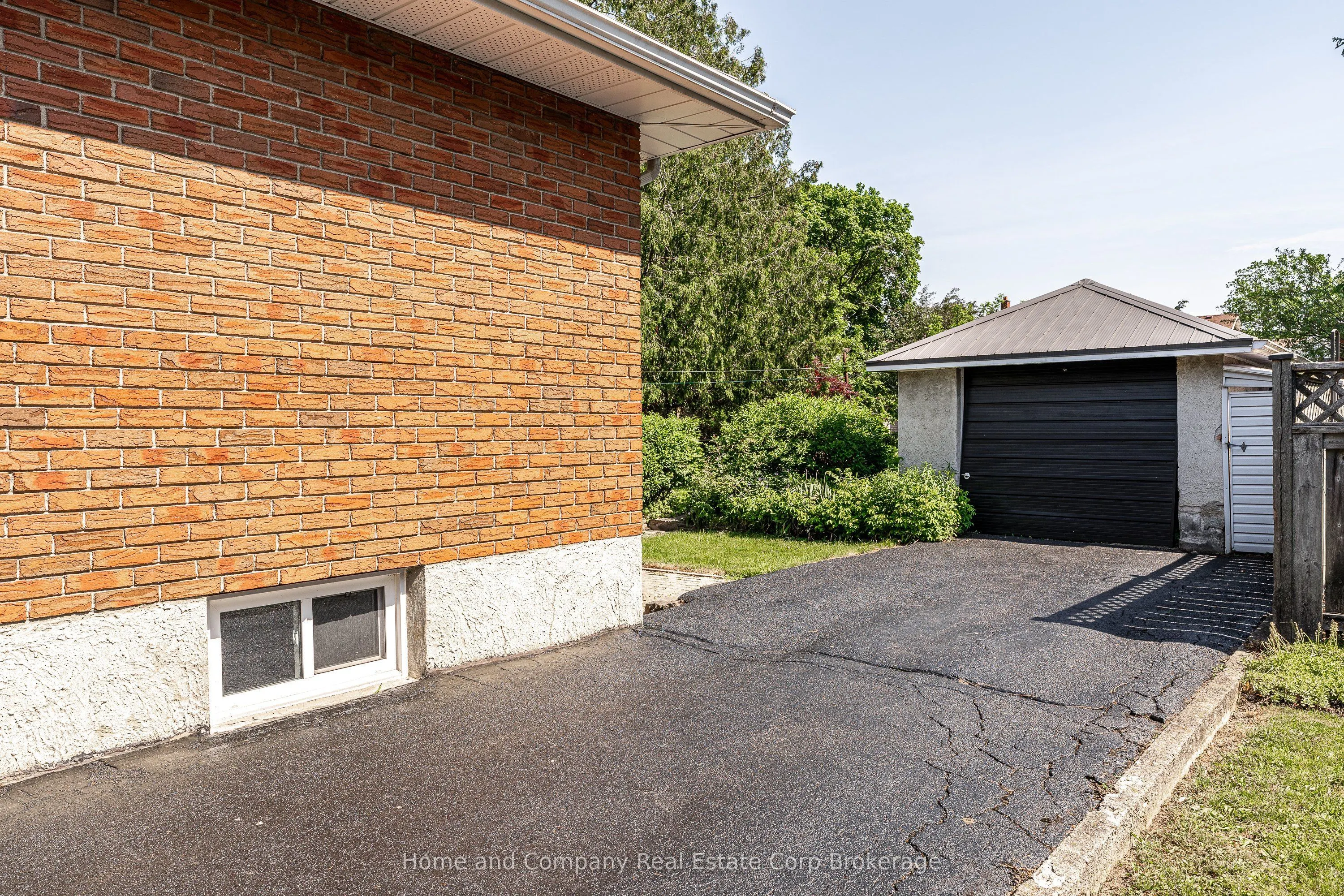 354 West Gore Street