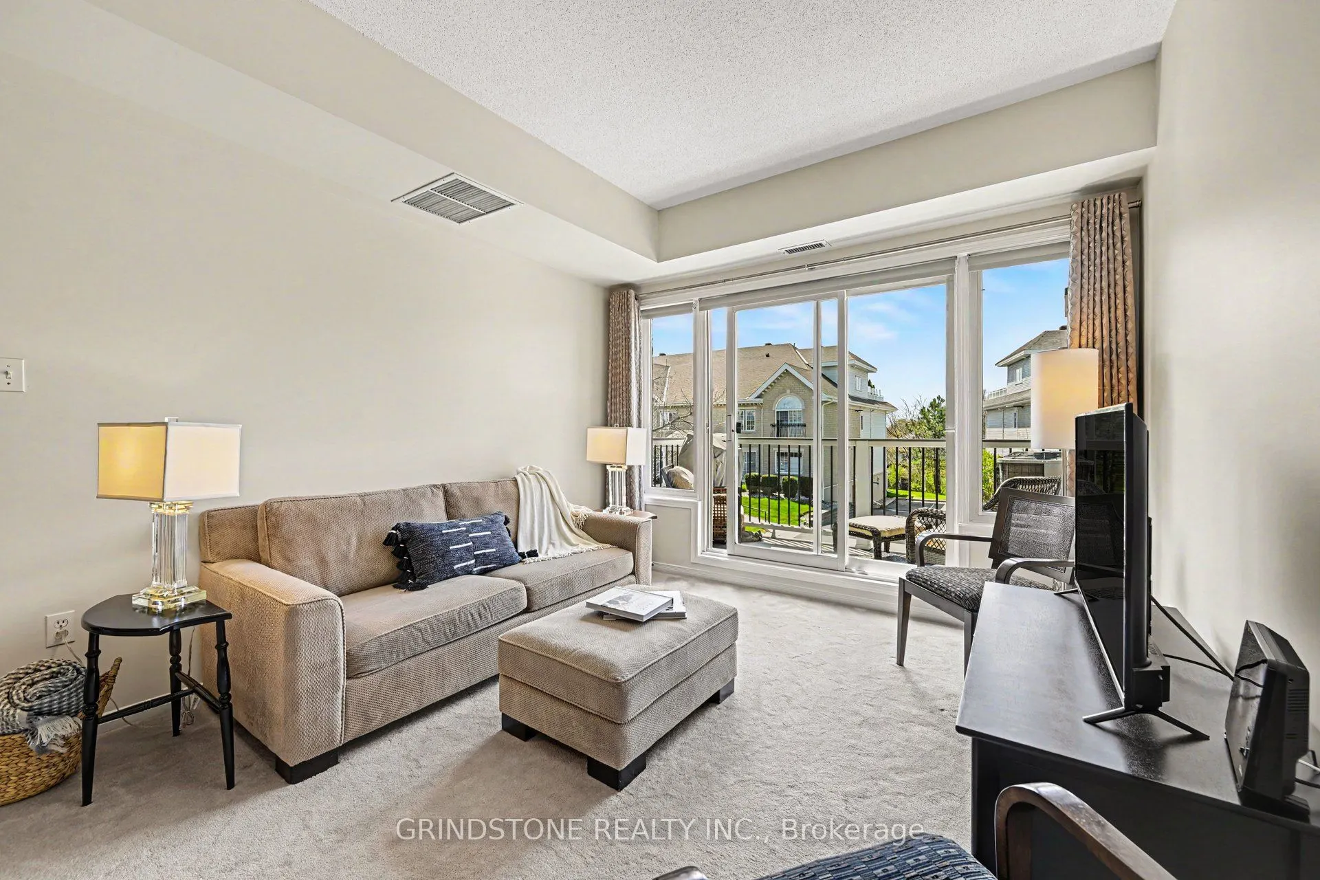 100 Robson Court #100