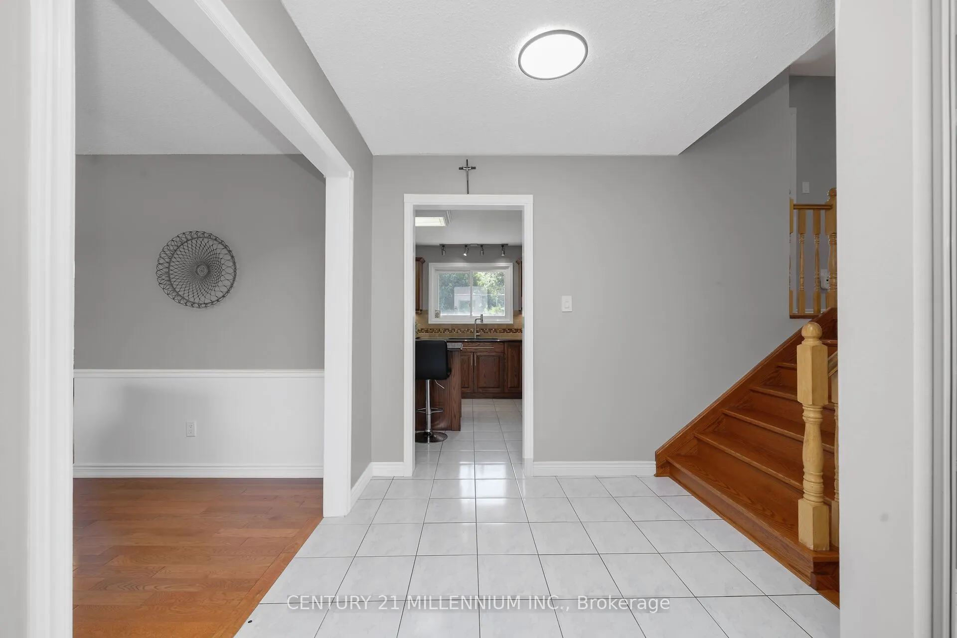 41 Douglas Crescent