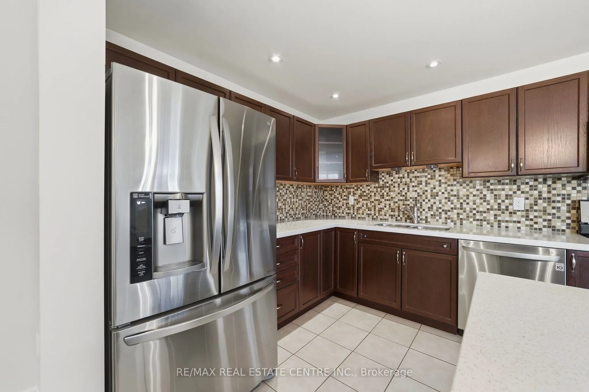 876 GOLF LINKS Road #1