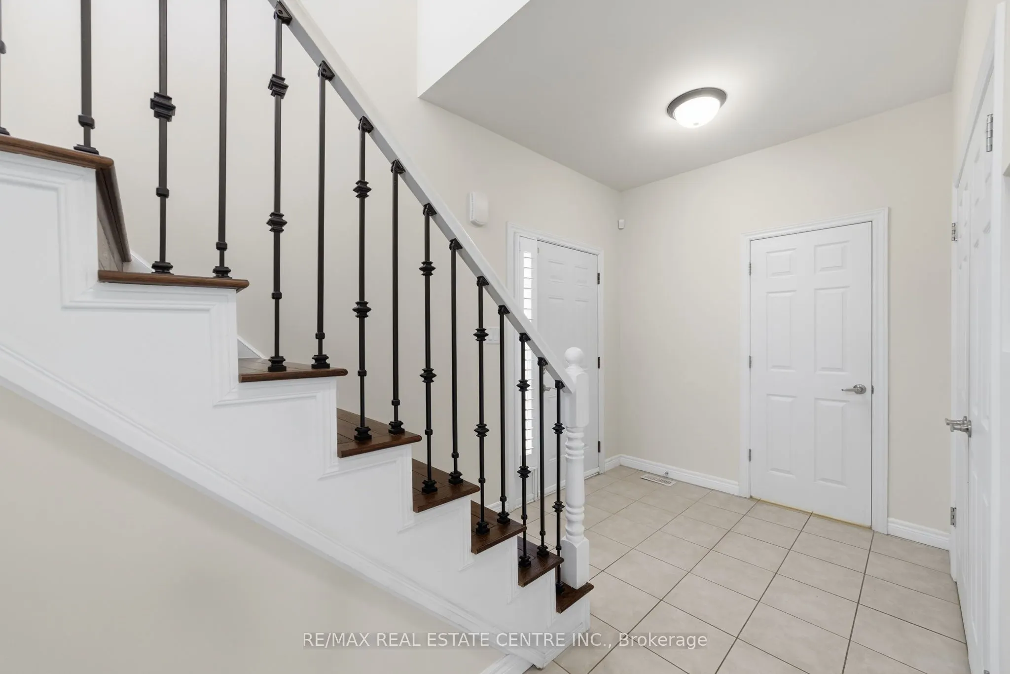 876 GOLF LINKS Road #1