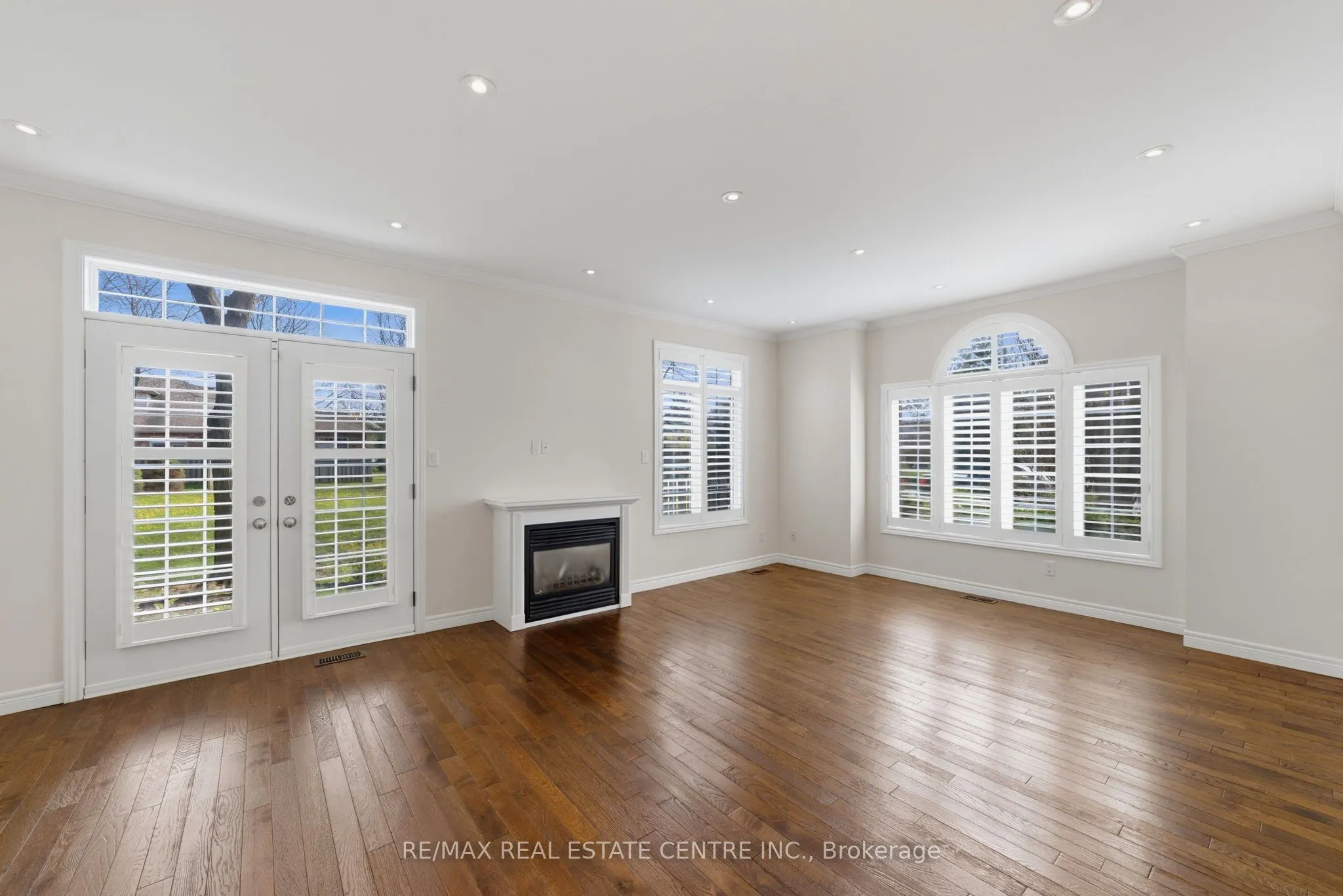 876 GOLF LINKS Road #1