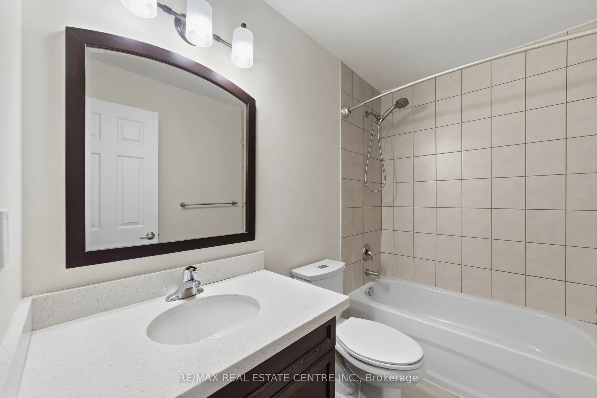 876 GOLF LINKS Road #1