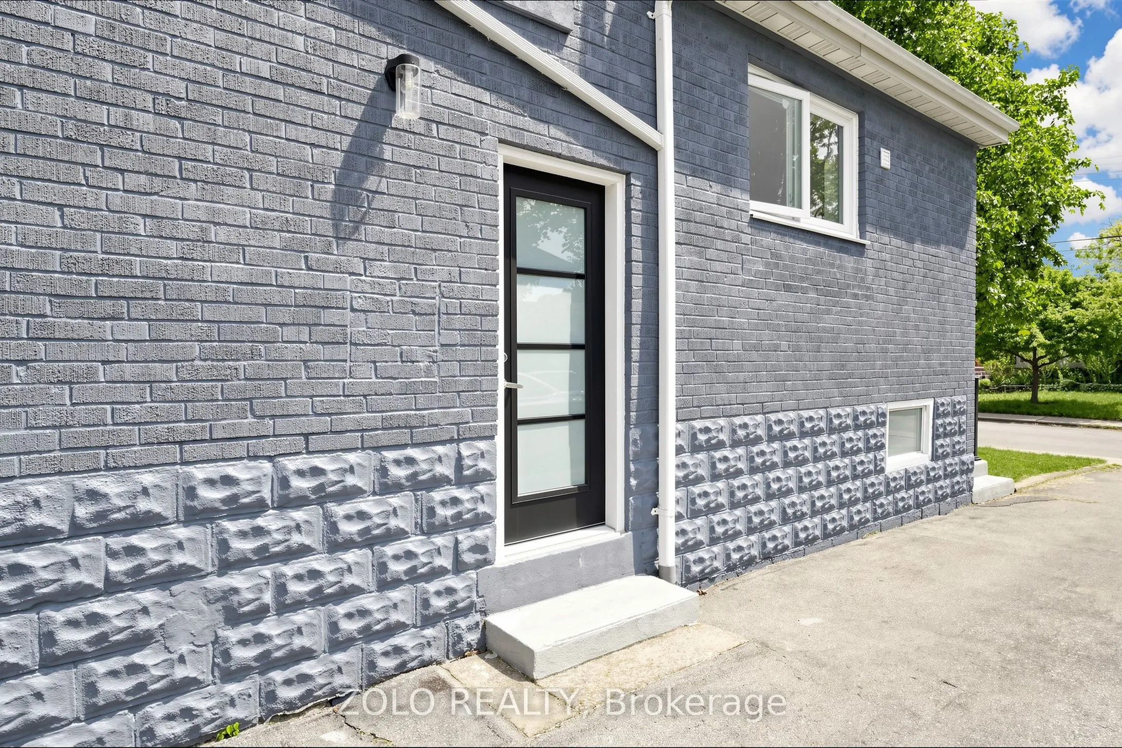 84 East 15th Street