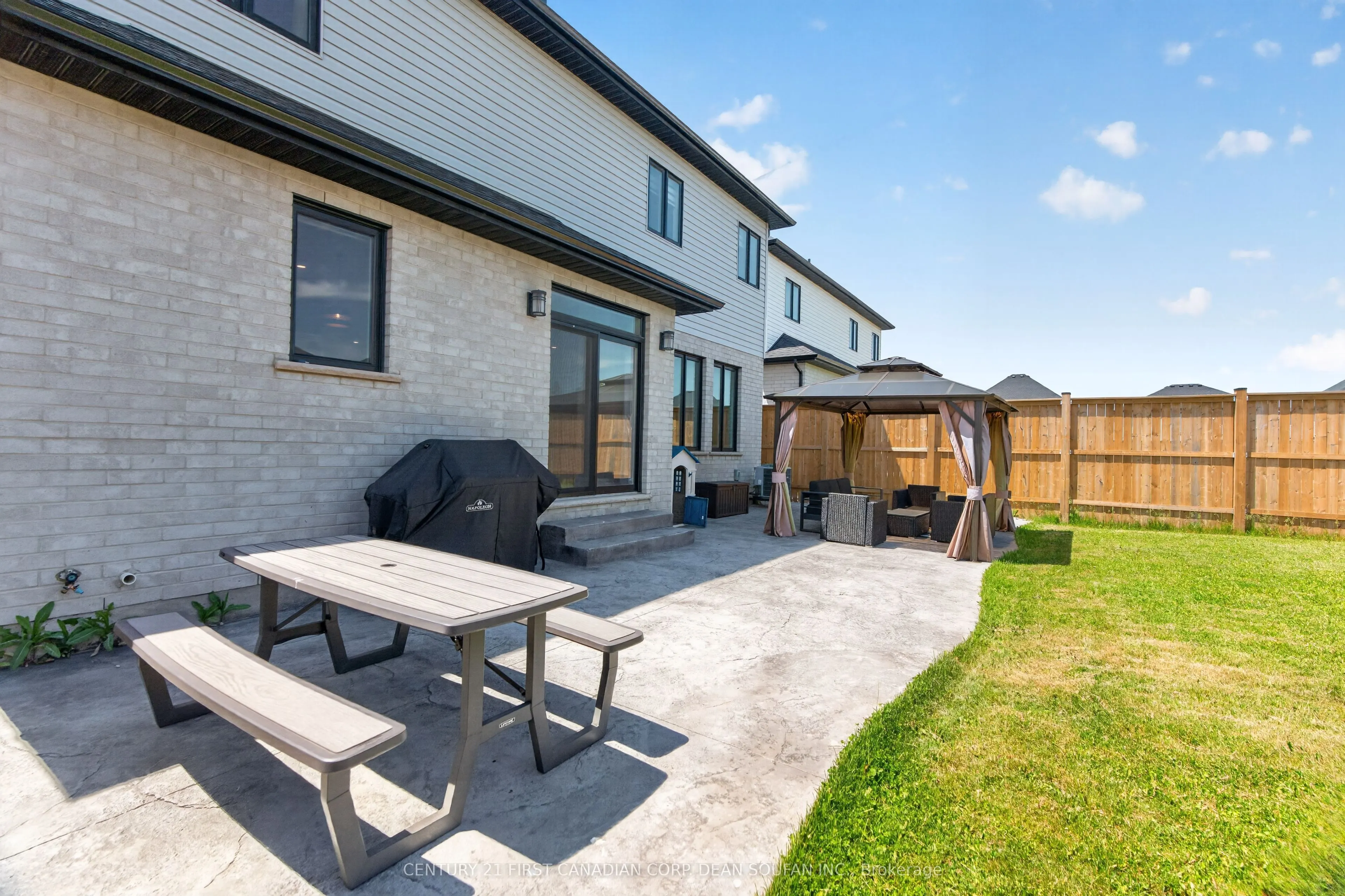 7251 Silver Creek Circle