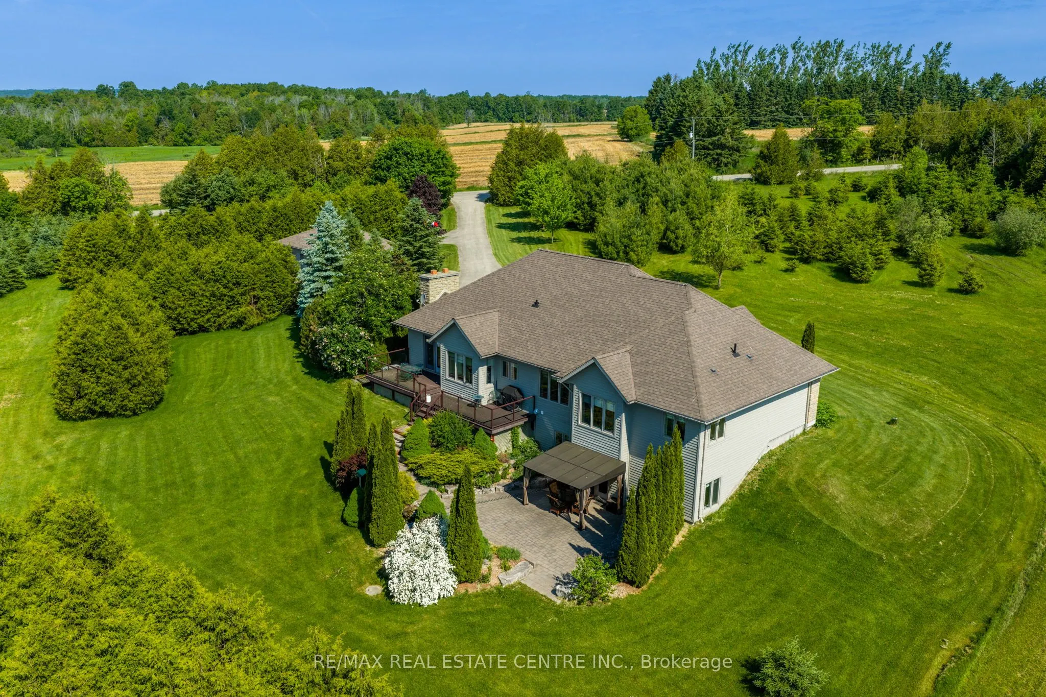 9129 Sideroad 17 Side Road