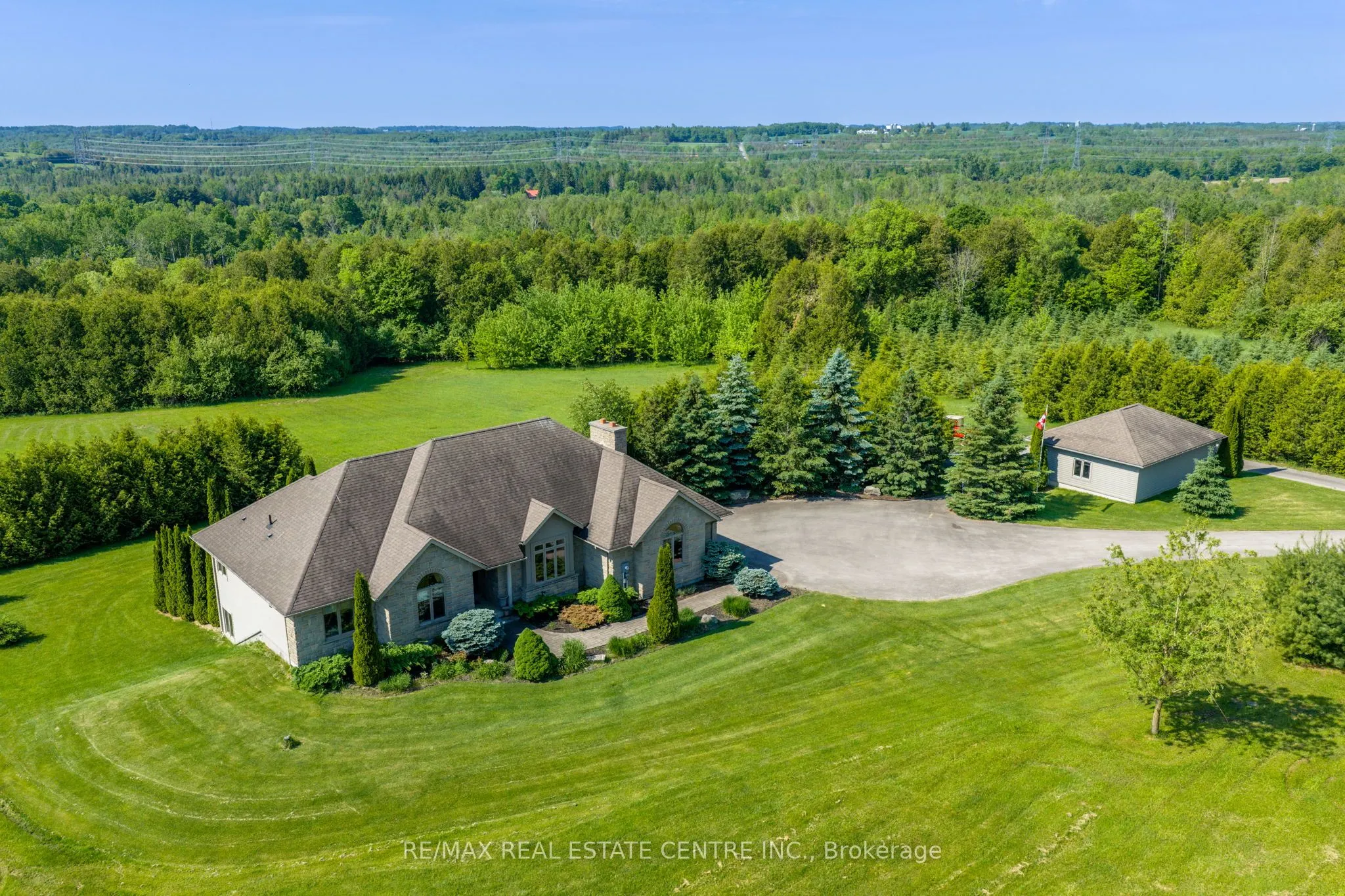 9129 Sideroad 17 Side Road