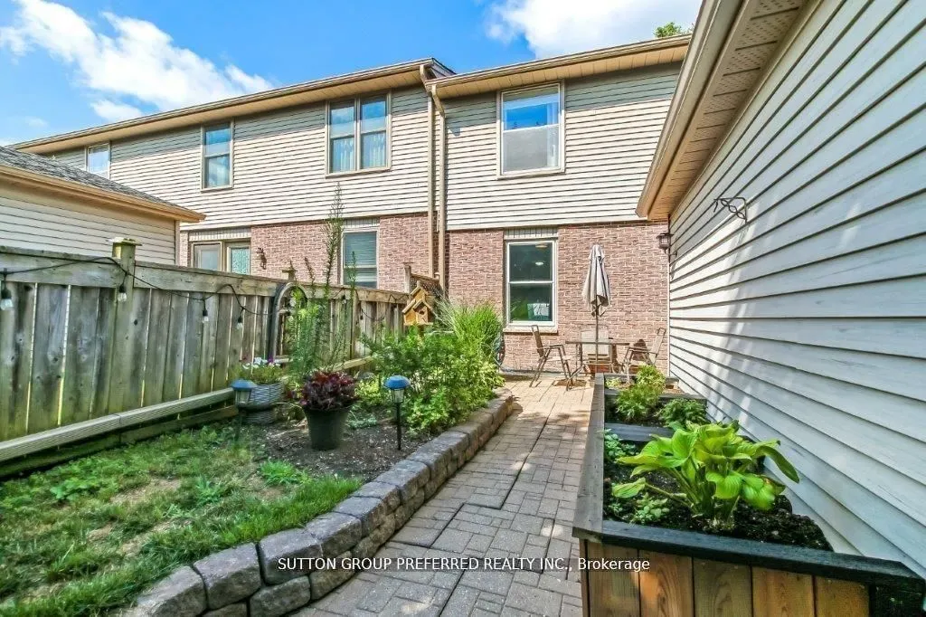 10 Berkshire Court #27 & 58