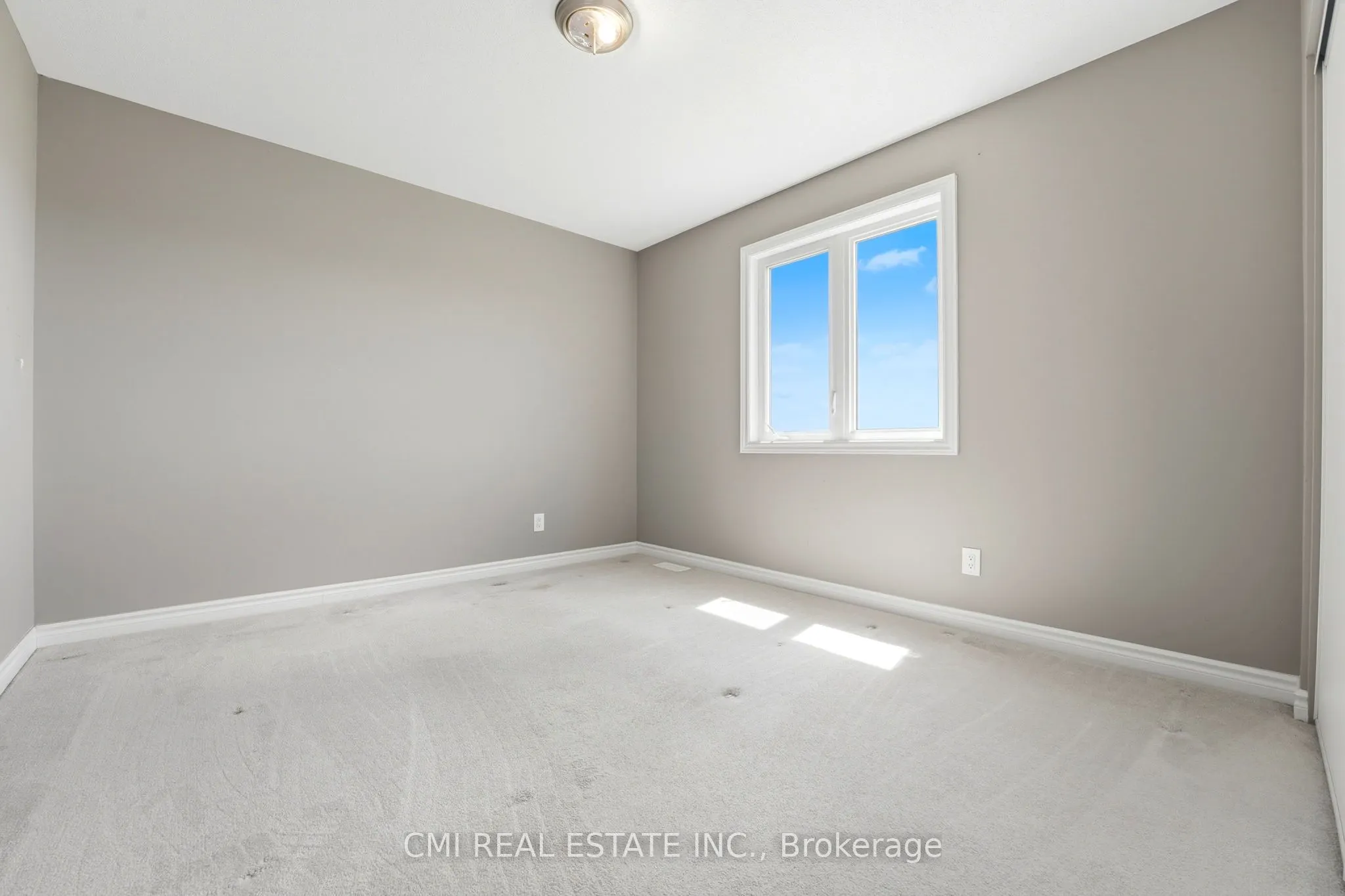 325 Sweetclover Way