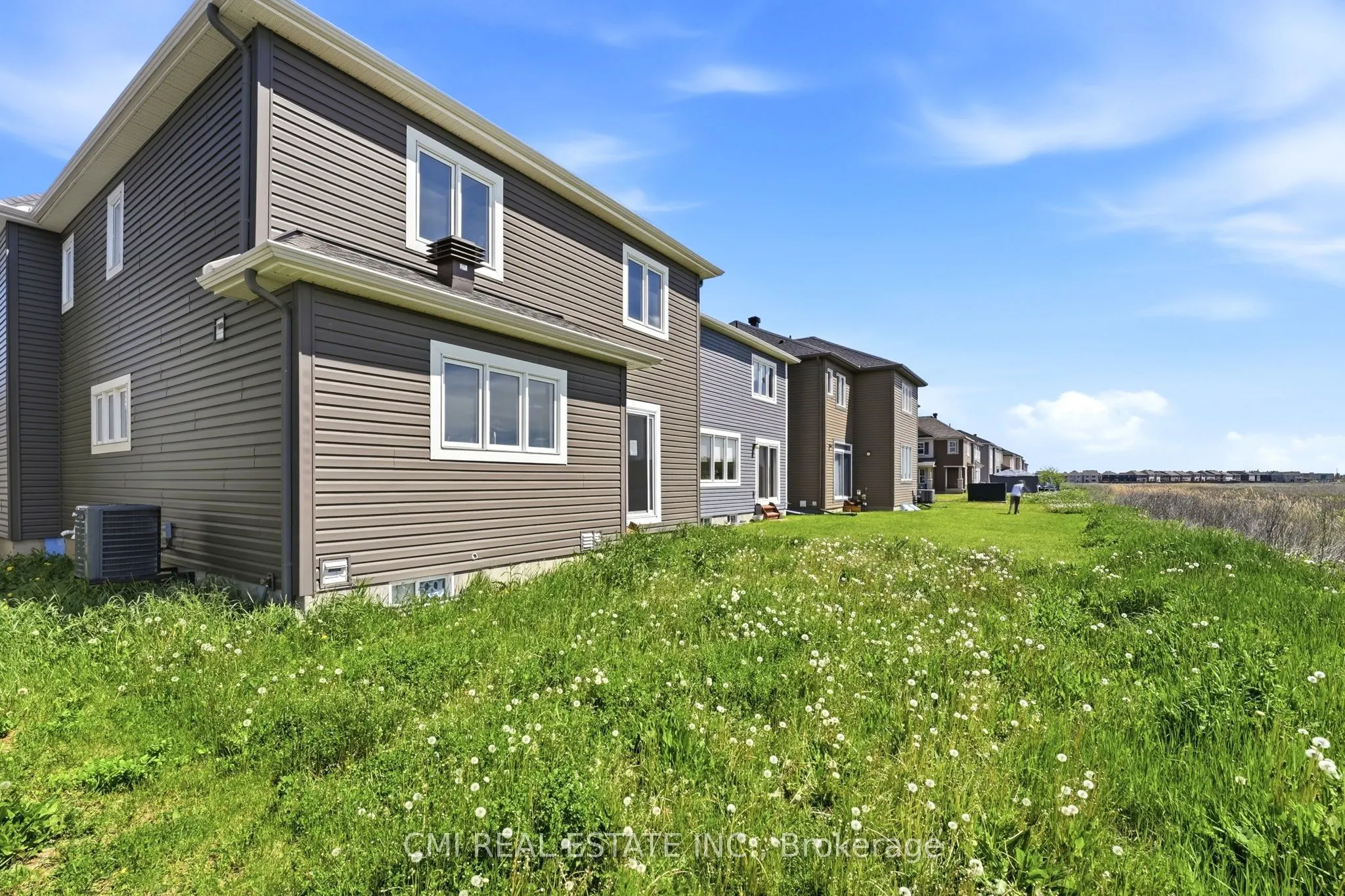 325 Sweetclover Way