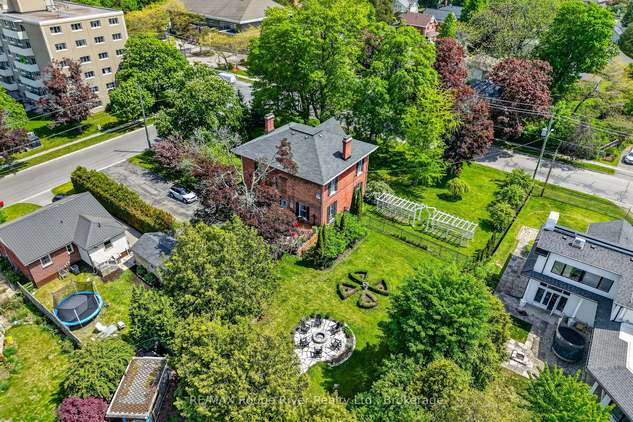181 Ontario Street