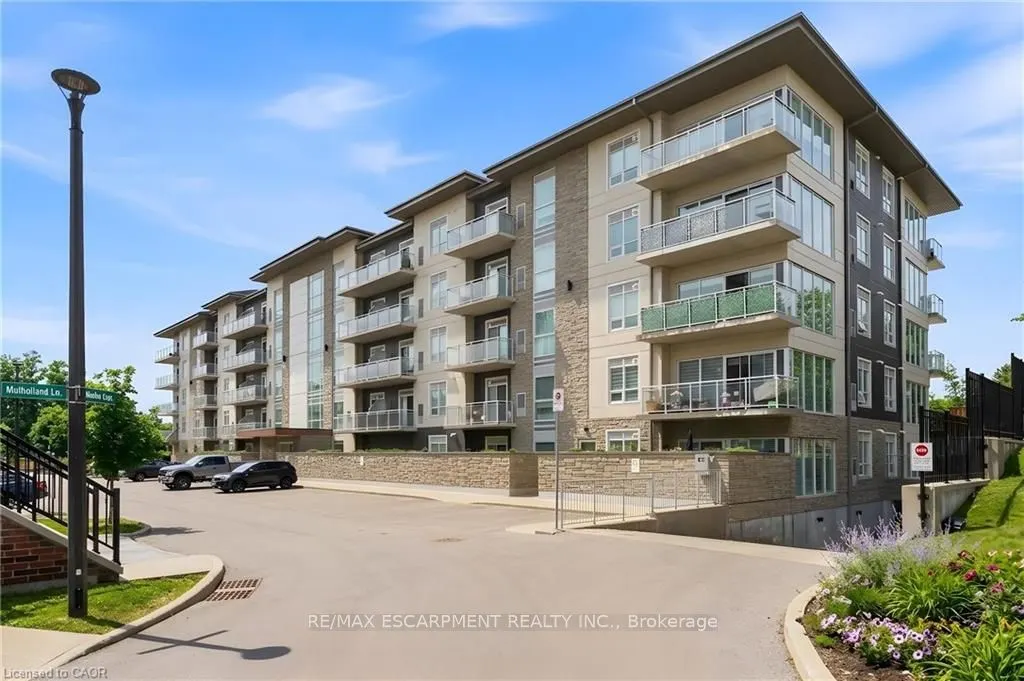 16 MARKLE Crescent #413