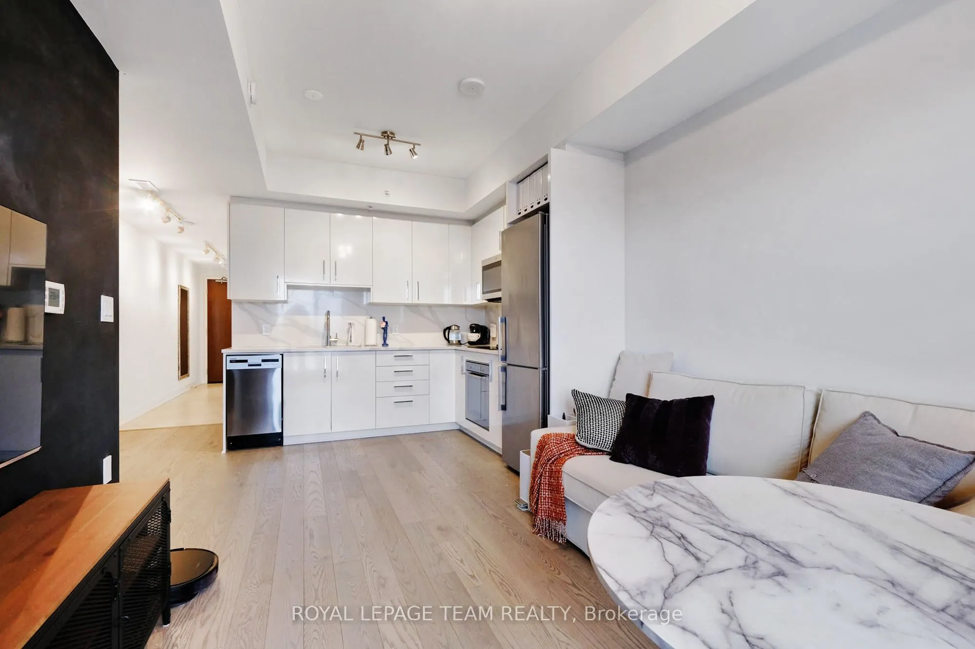 805 Carling Avenue #1508