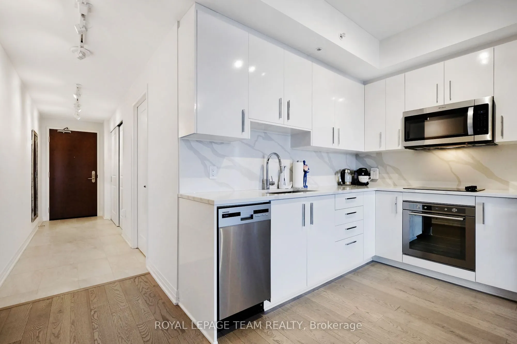805 Carling Avenue #1508
