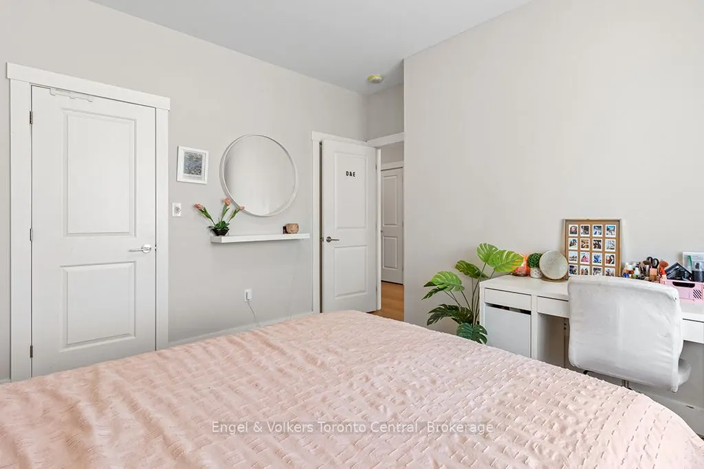 515 4th Street W