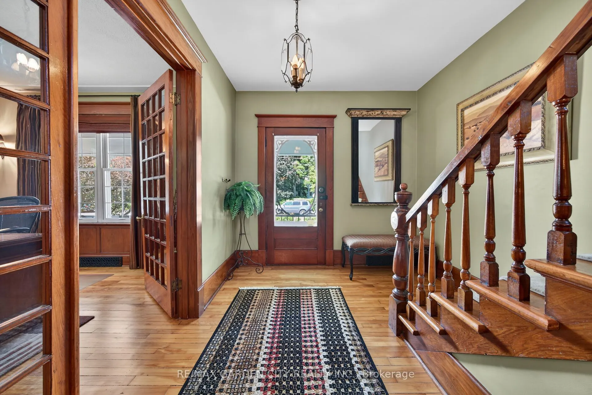 24-26 MAPLE Avenue
