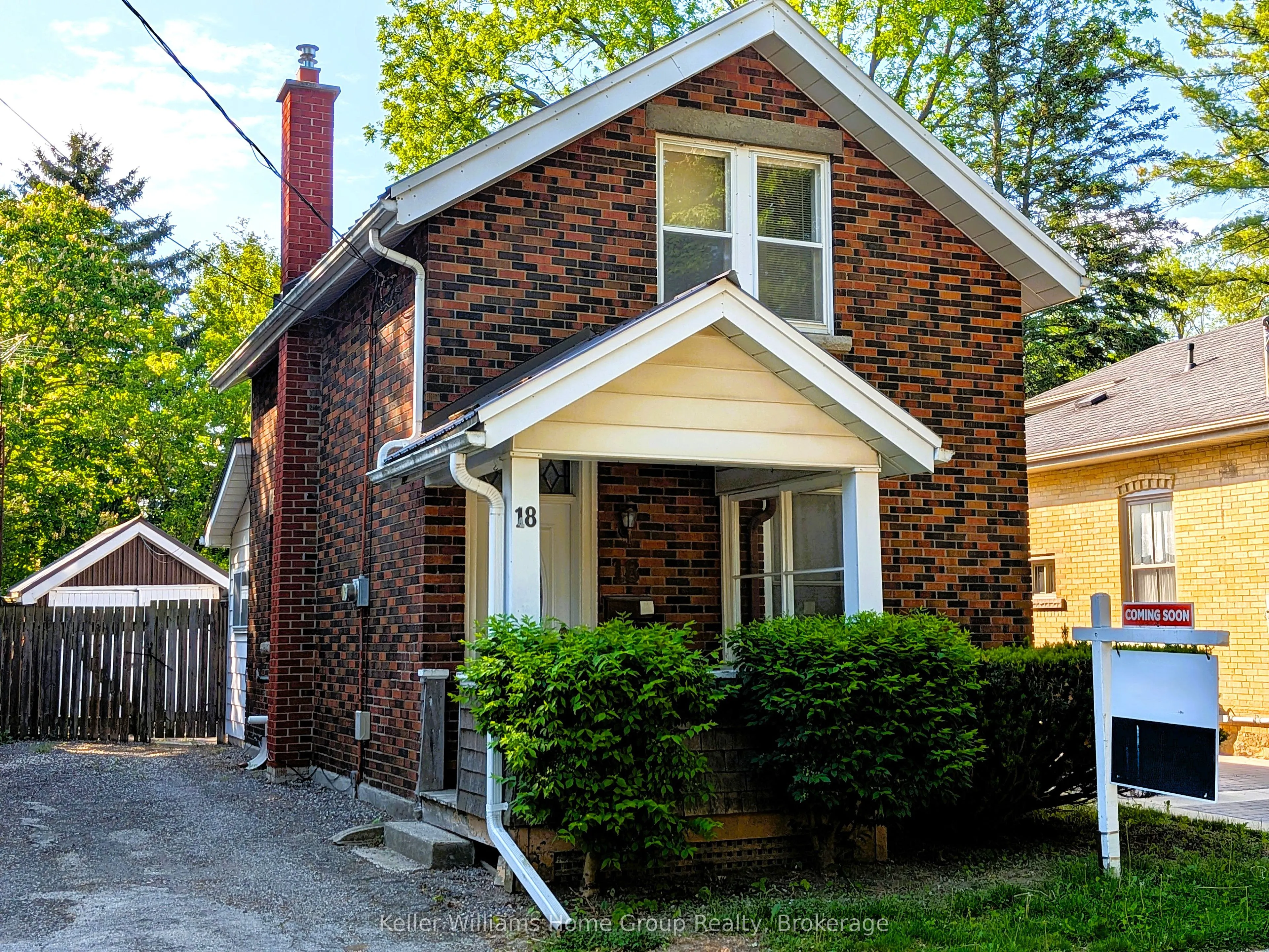 18 Powell Street W
