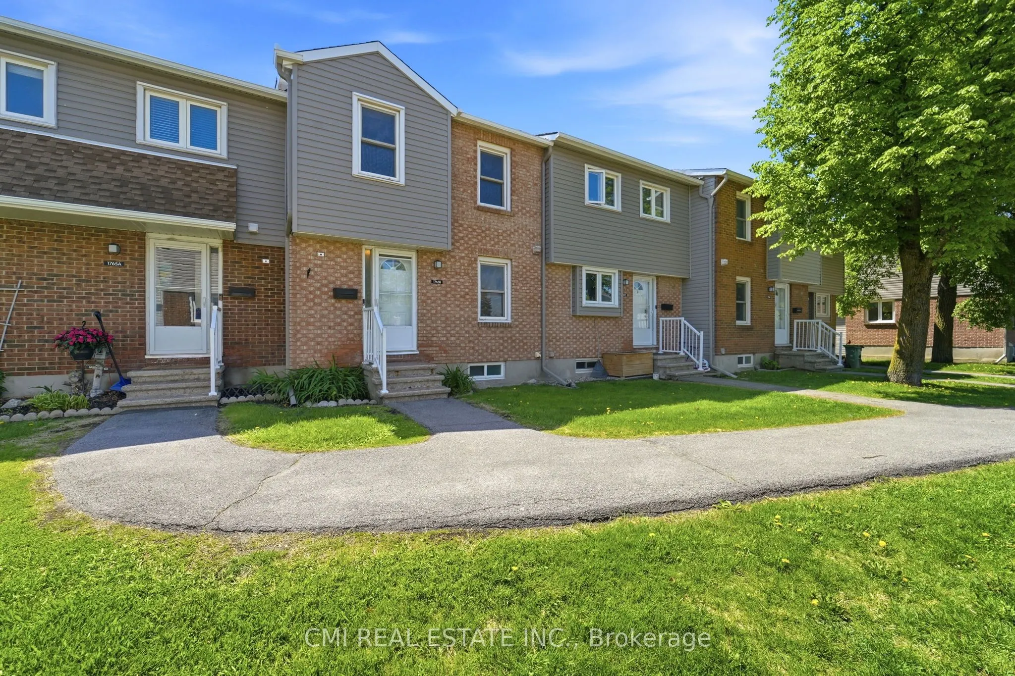 1765 Lamoureux Drive #B
