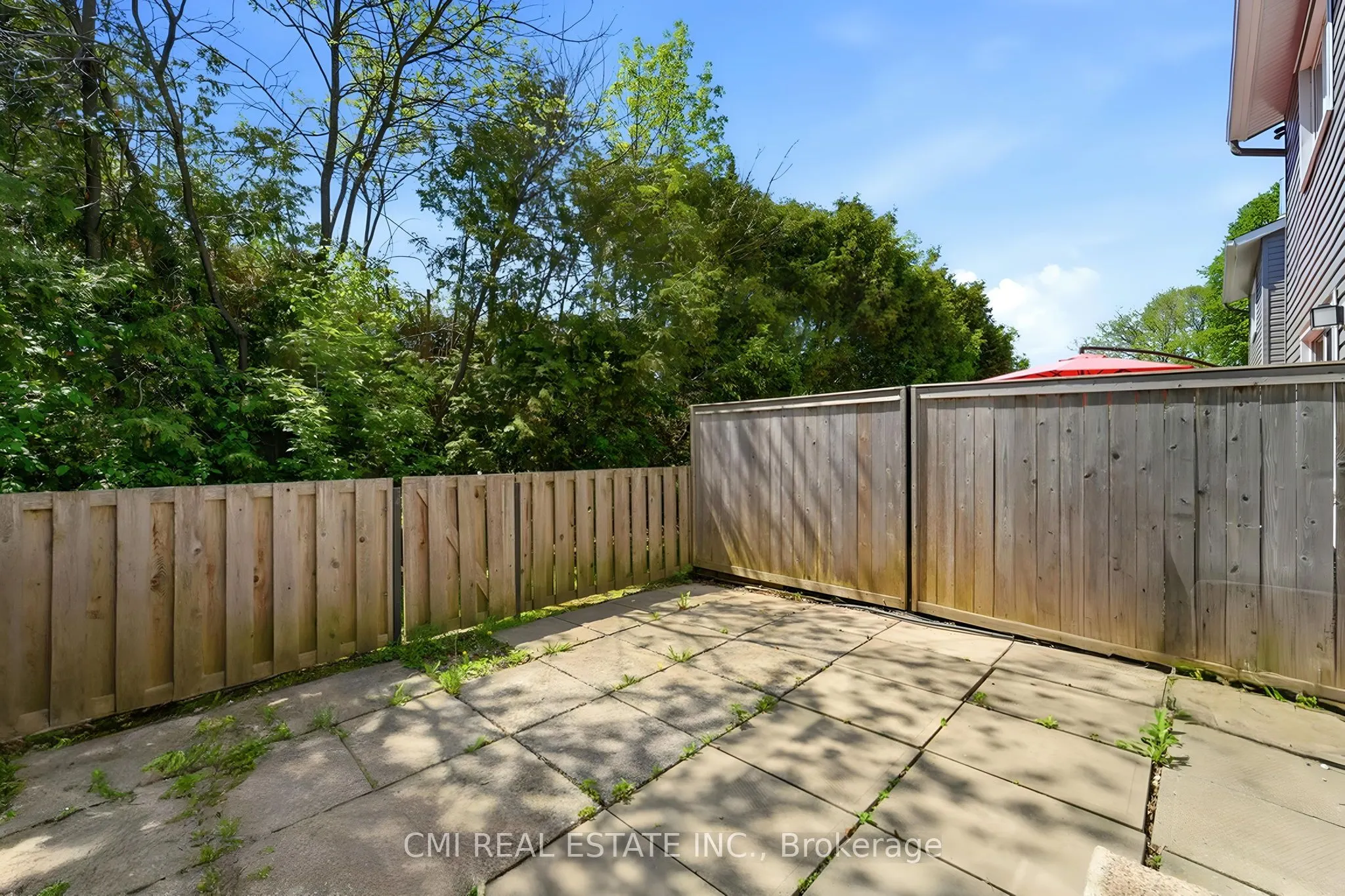 1765 Lamoureux Drive #B