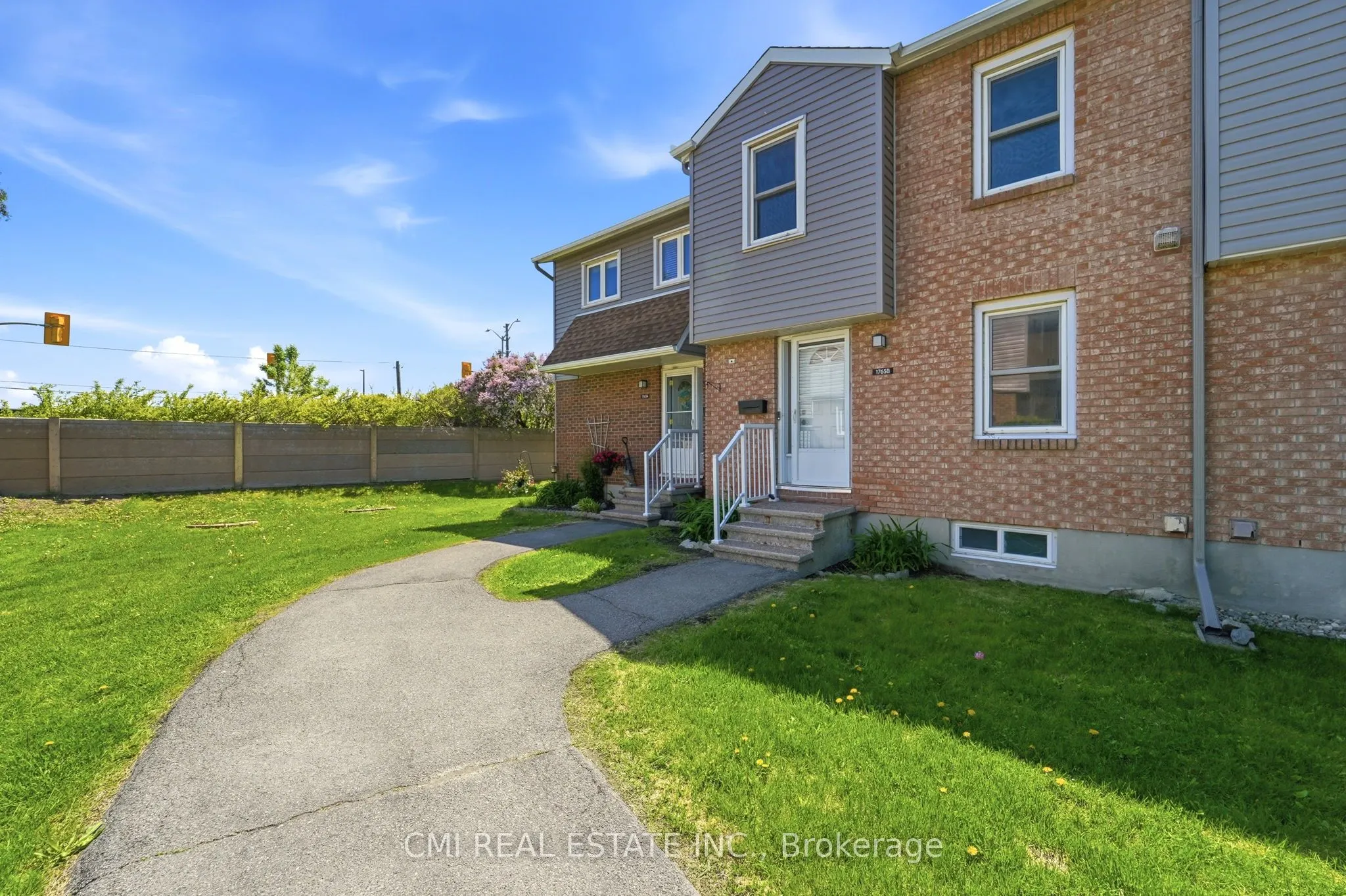 1765 Lamoureux Drive #B