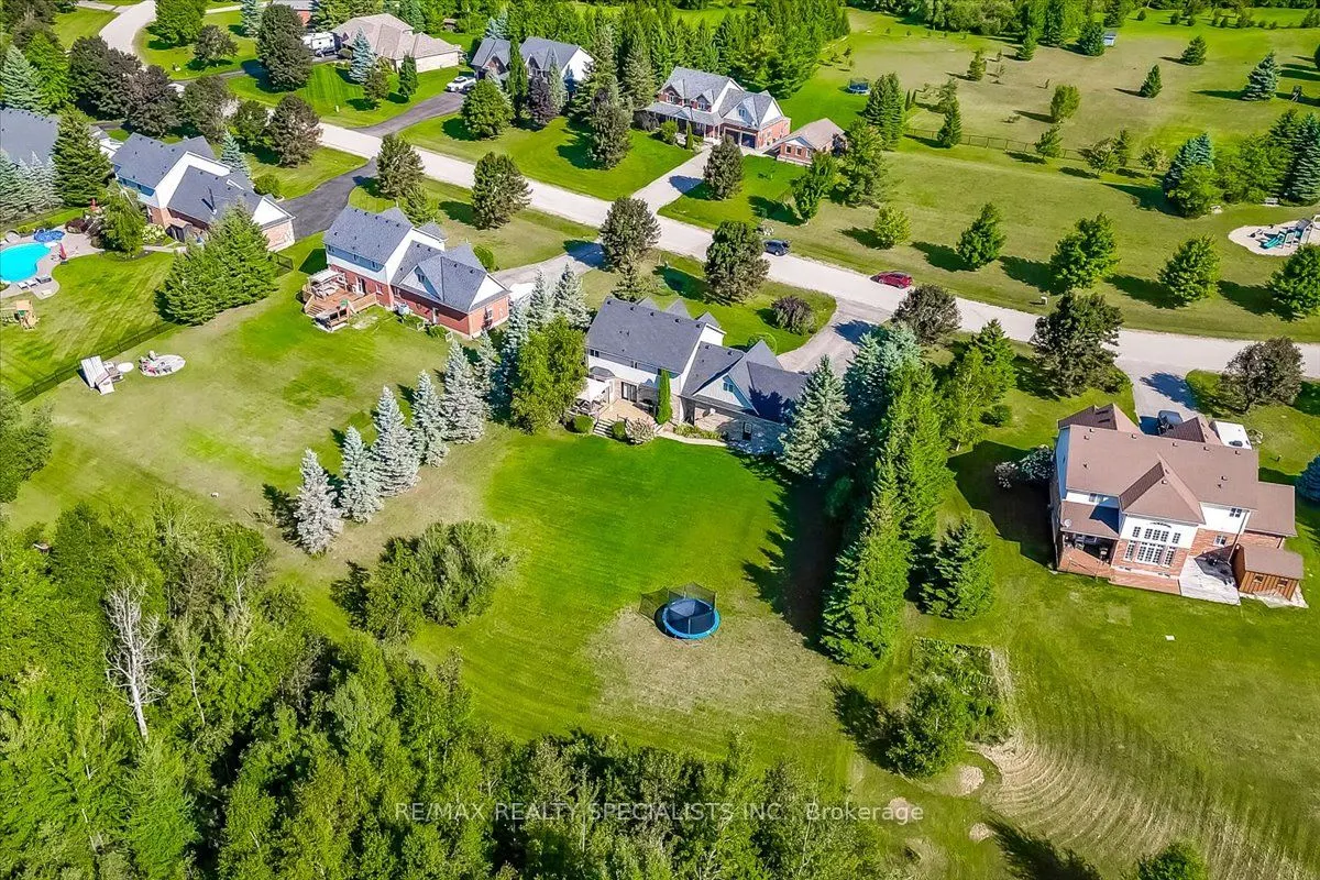 14 Devonleigh Drive