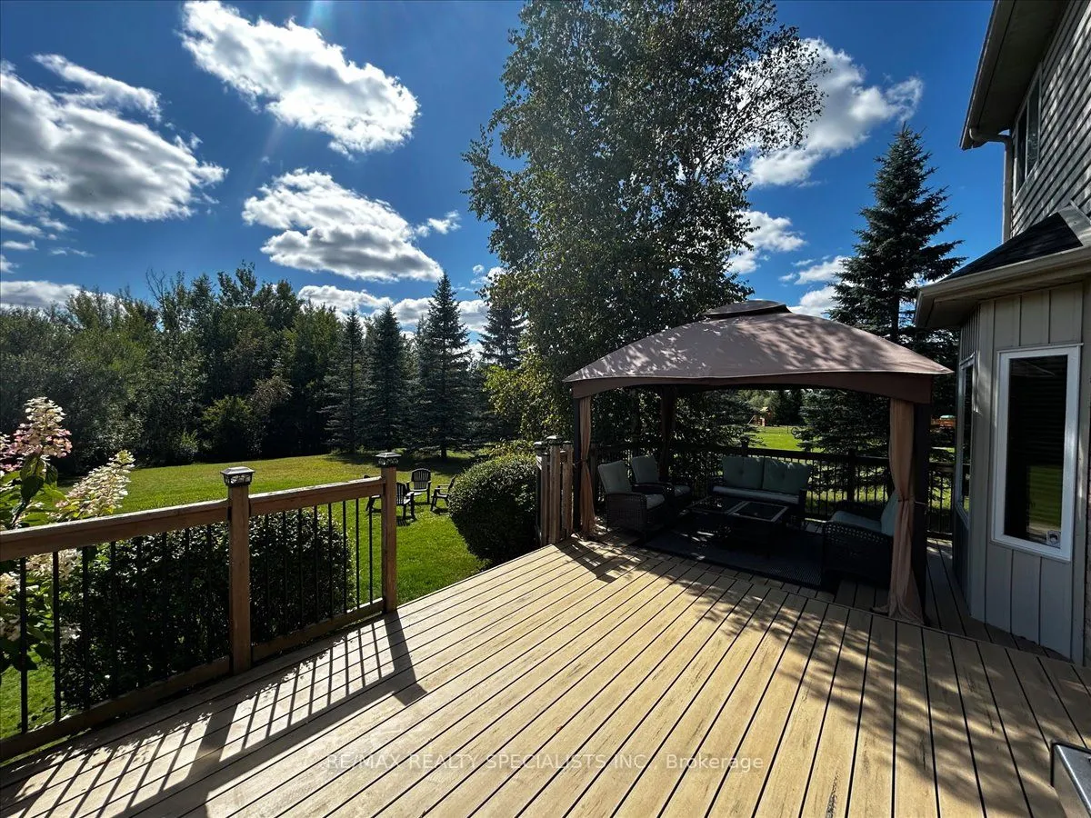 14 Devonleigh Drive