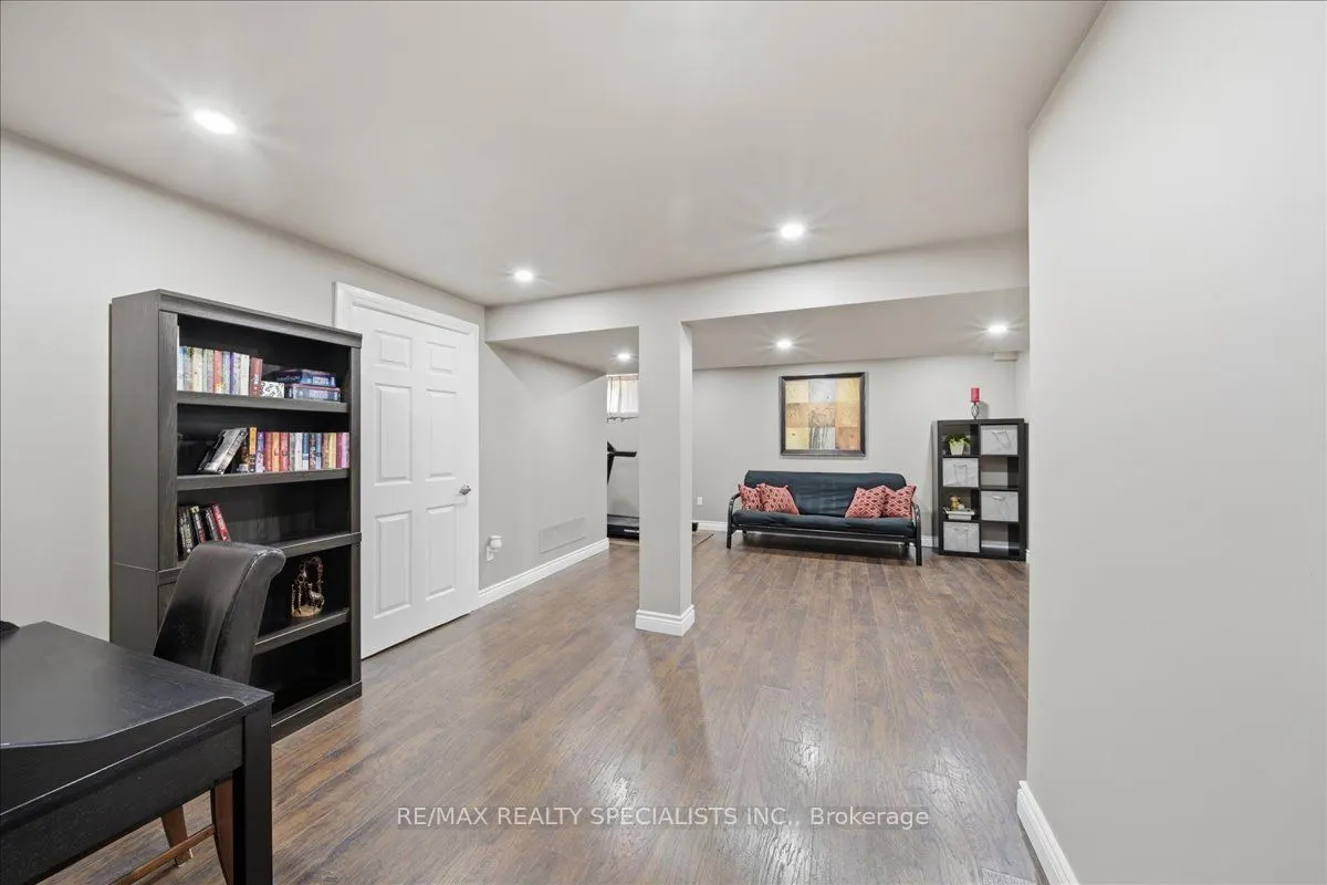 14 Devonleigh Drive