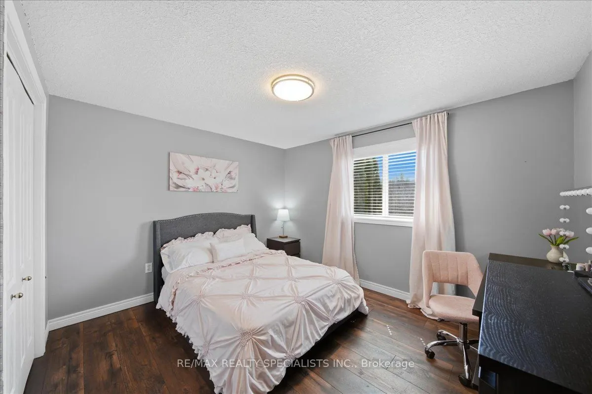 14 Devonleigh Drive