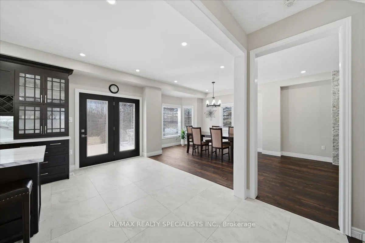 14 Devonleigh Drive