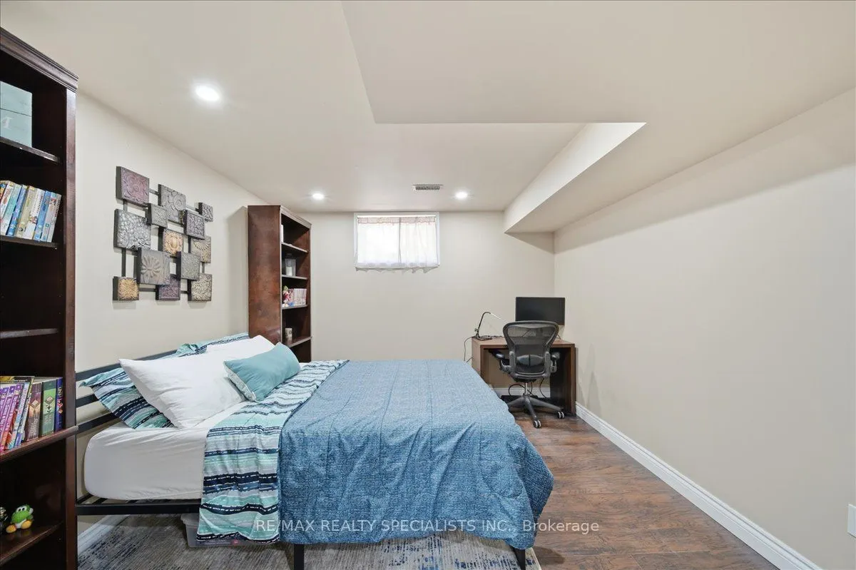 14 Devonleigh Drive