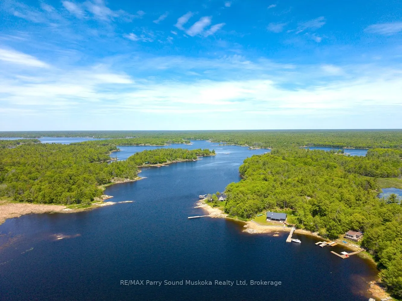 32 A11 Island